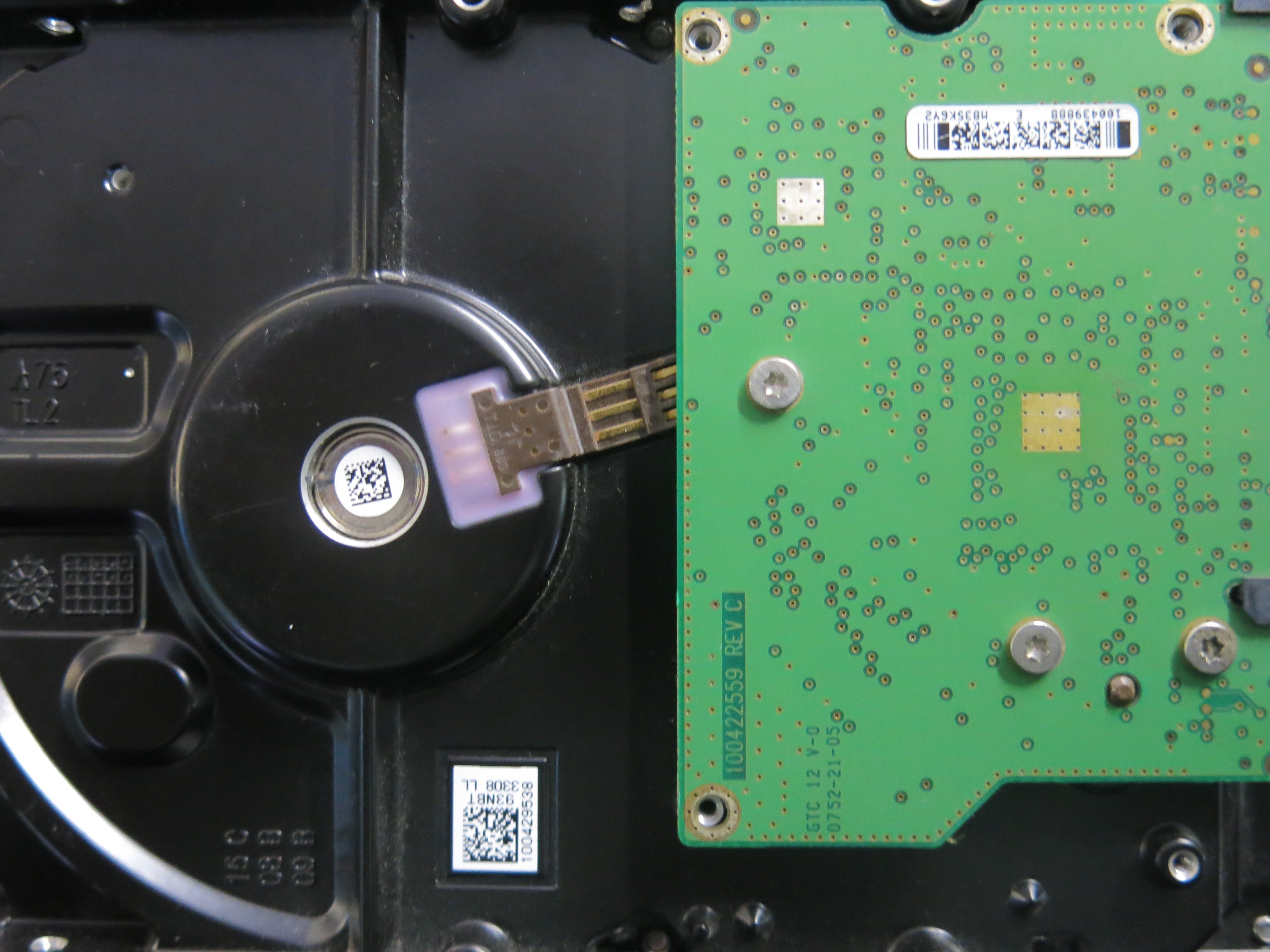 MODEL :ST3160215SCE PCB : 100422559 REV C   SERIAL NUMBER : 5RX46HNP