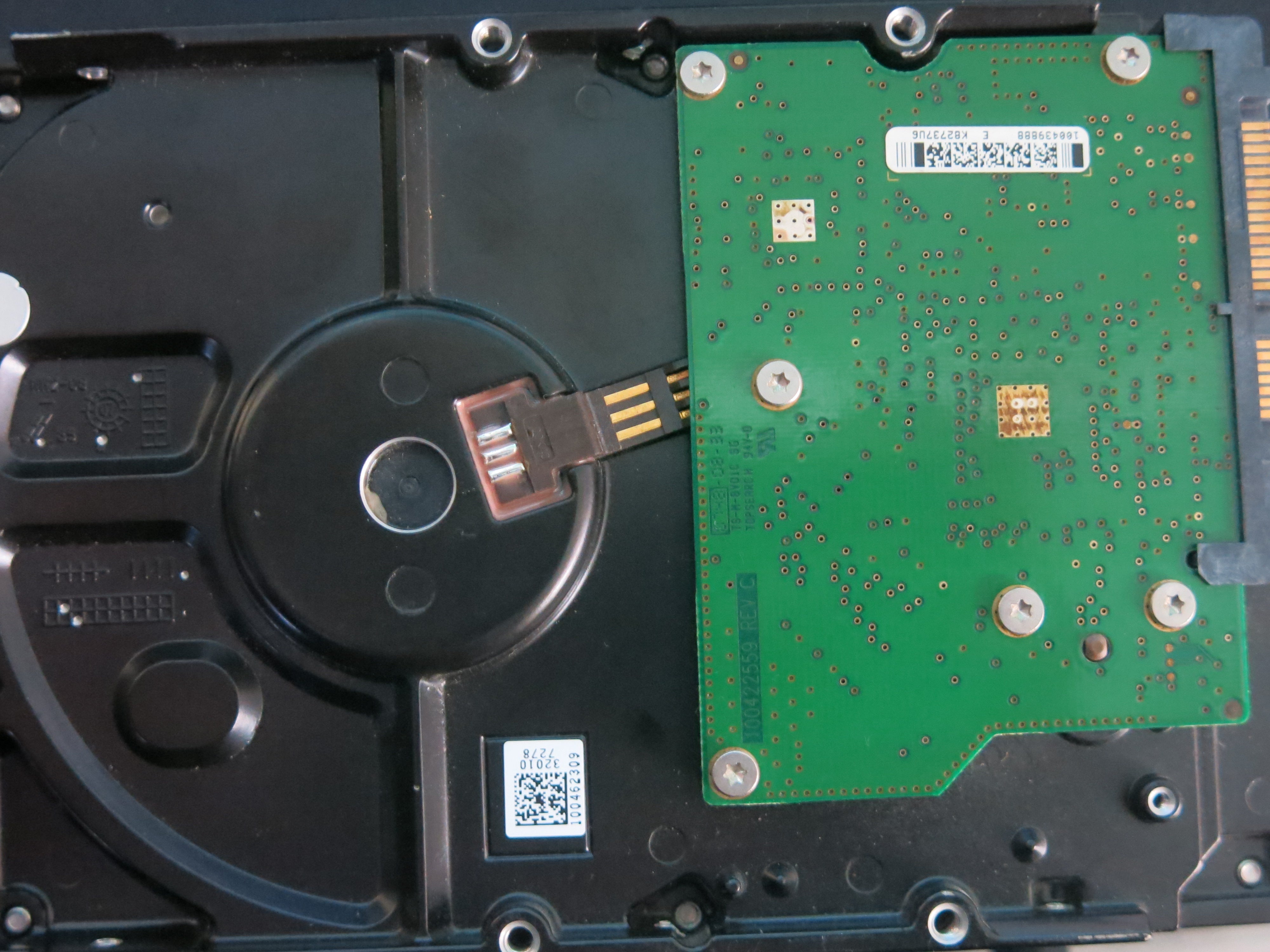 ST3160215SCE,  Serial:5RX311X9,  160GB 3.5,  PCB:100422559- REV C