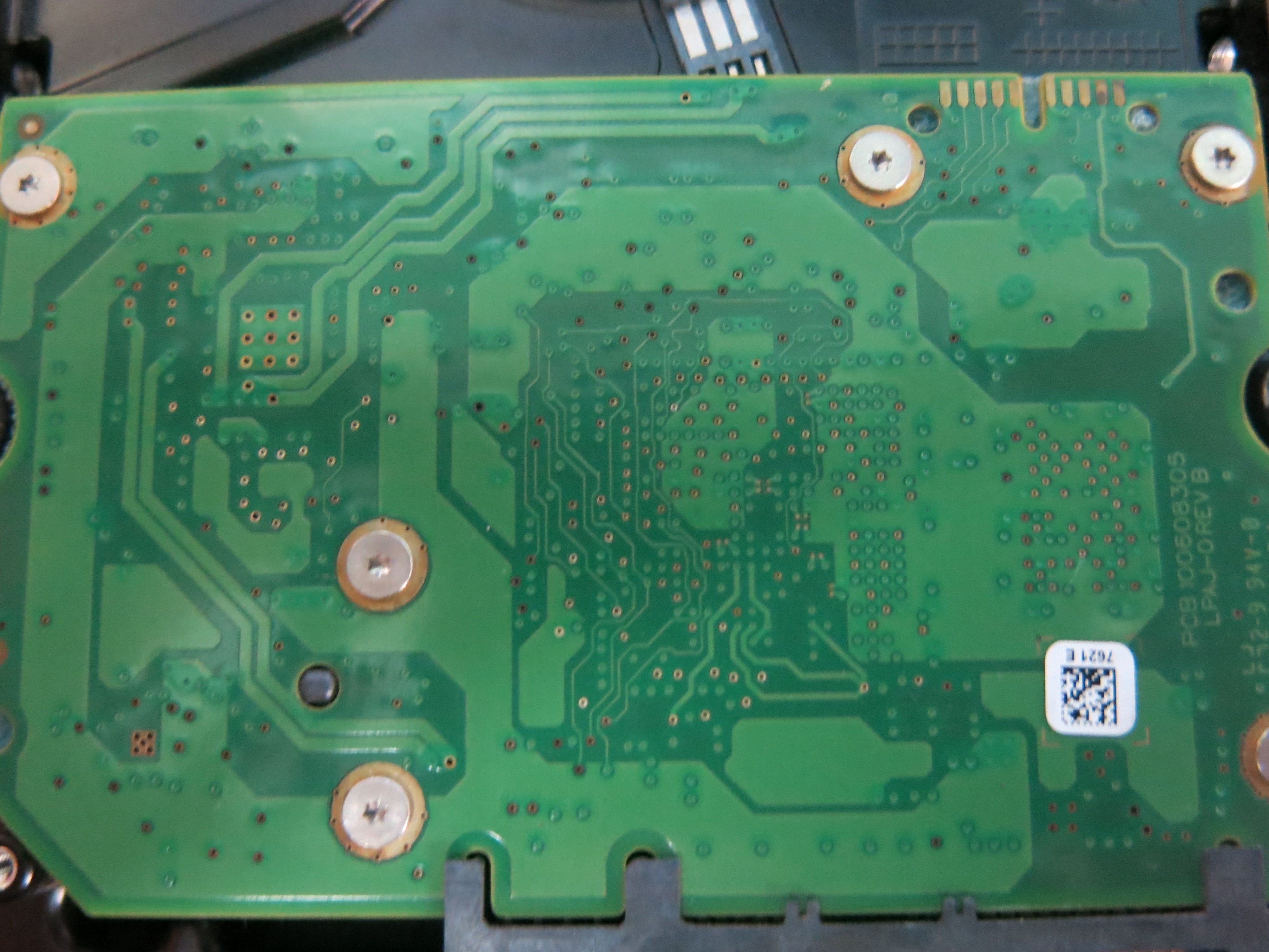 MODEL : ST33000650SS PCB : 100608305 LPAJ-0REV8 SERIAL NUMBER : Z2967GBT