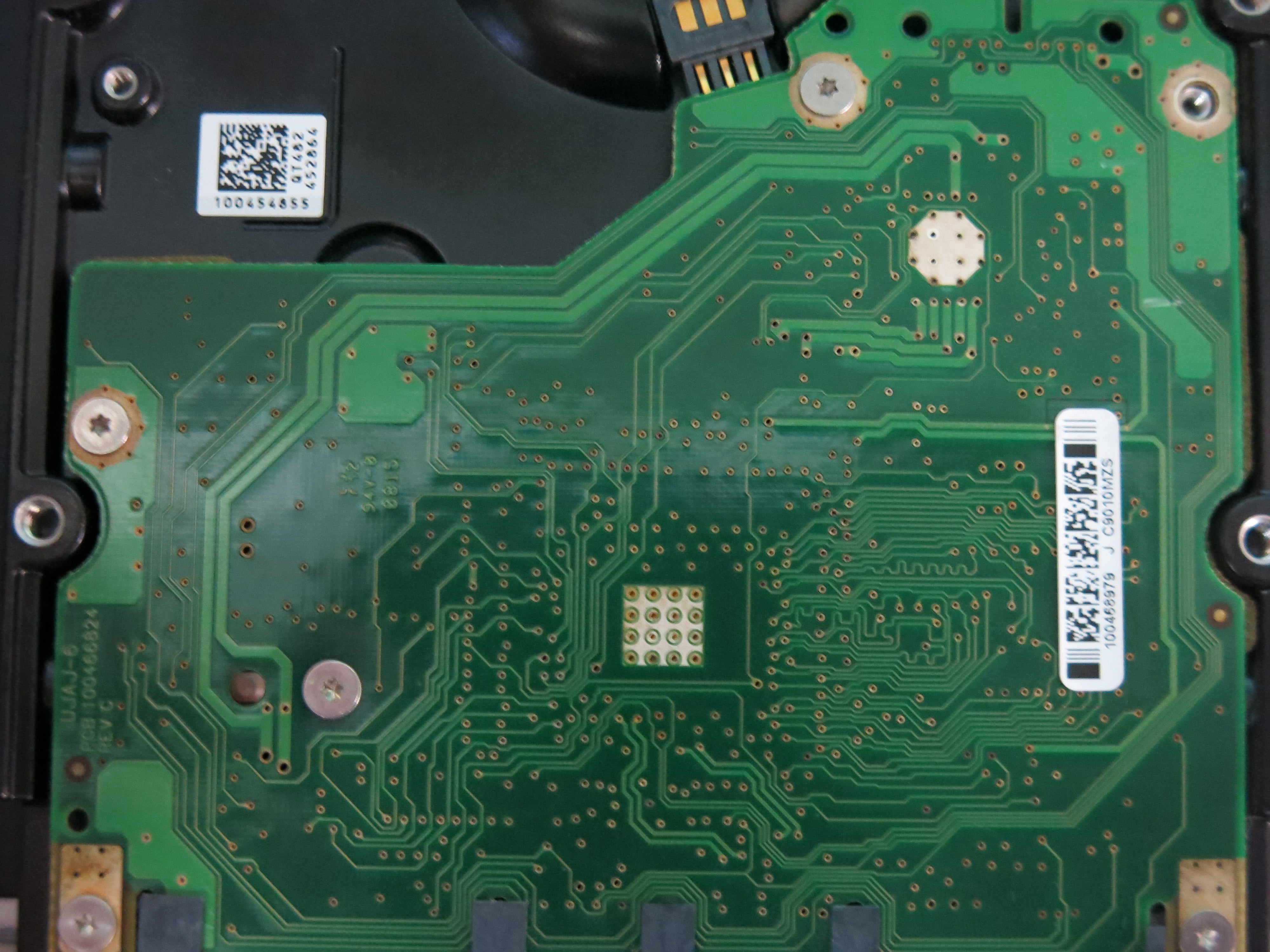 ST3750330AS PCB : 10046824 REV C SERIAL NUMBER : 9QK10D61 FW:SD1A PN:9BX156-303 750GB