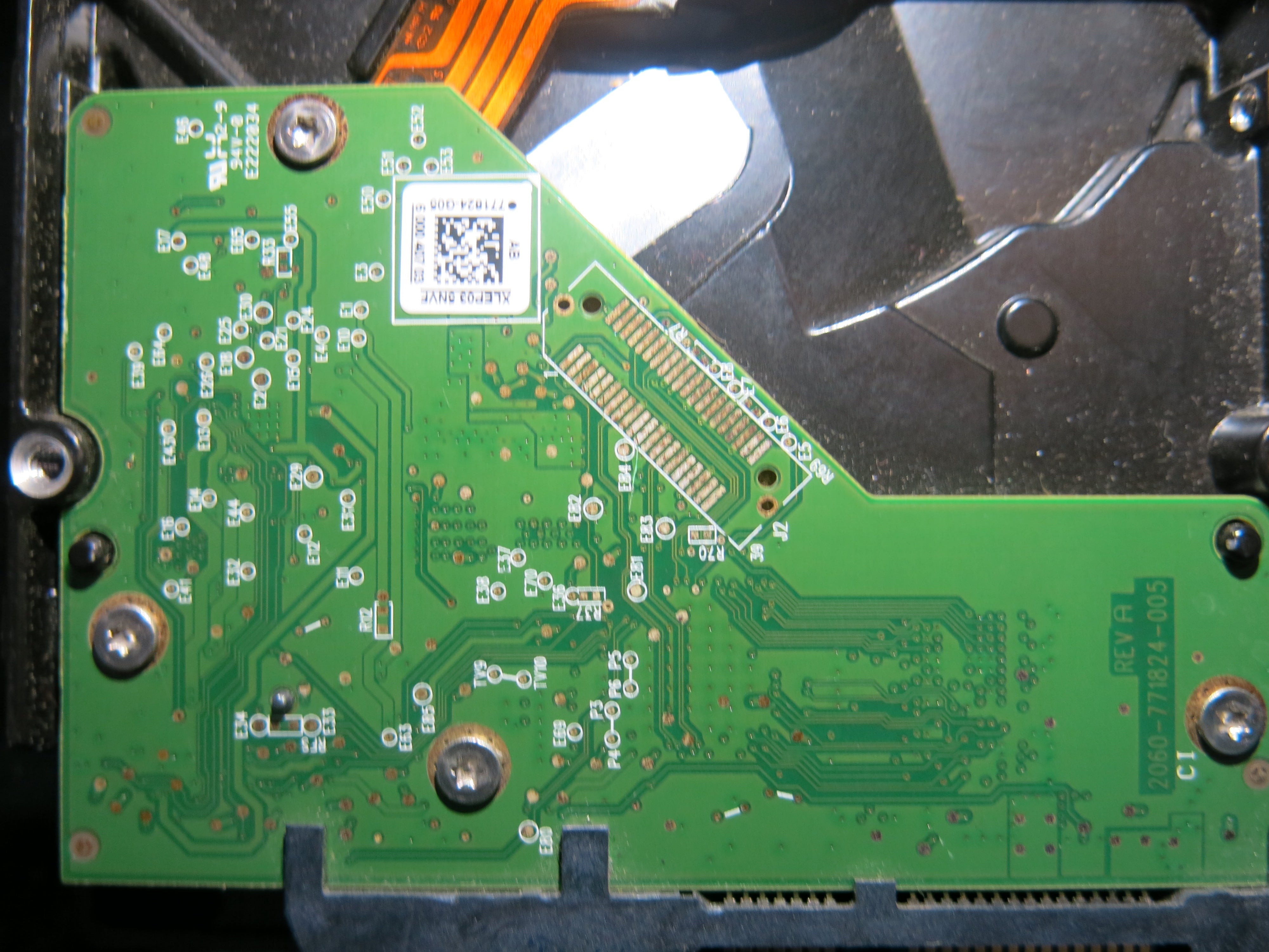 MODEL : WD10EURX'63FH1Y0 PCB : 2060-771824-005 REV A SERIAL NUMBER : WMC1U6240432 1.TB