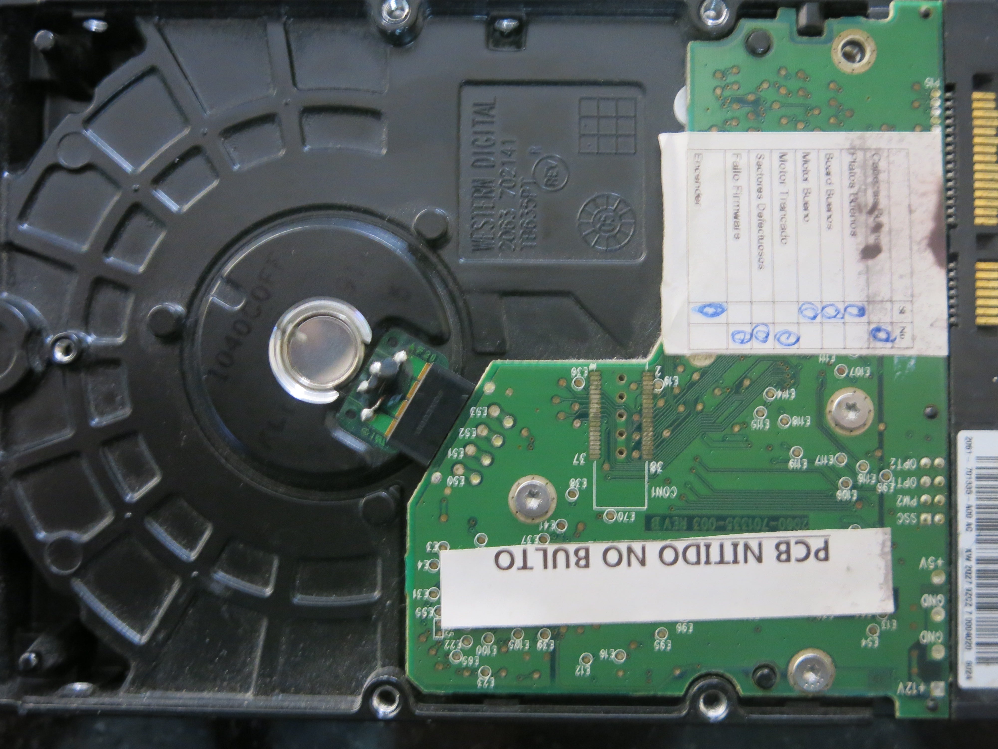 WD800BD'22lRA0 PCB : 2060-701335-003- REV B SERIAL NUMBER : WMAM9F627657 80GB