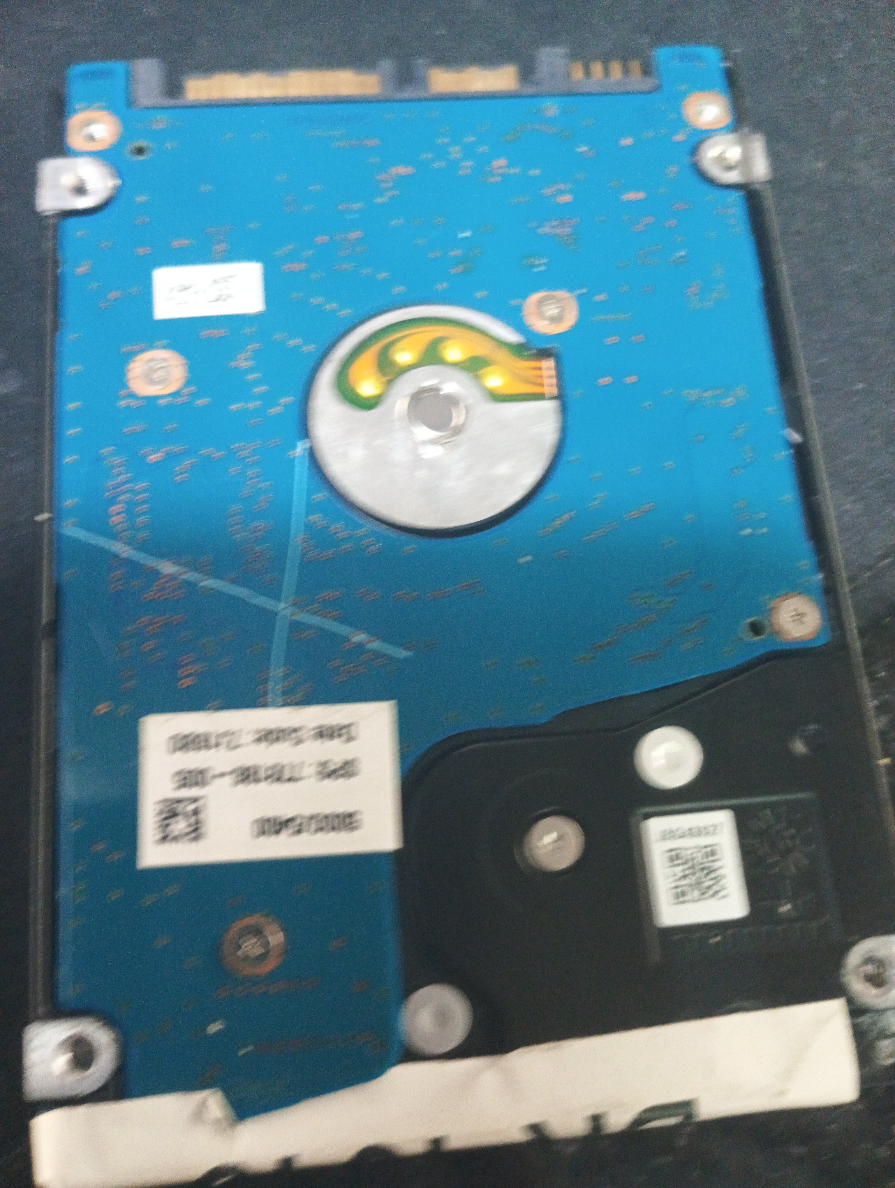 MQ01ABF050,  Serial: Y66FCXKXT PZD HDKCB16H6A01 T,  500GB 2.5
