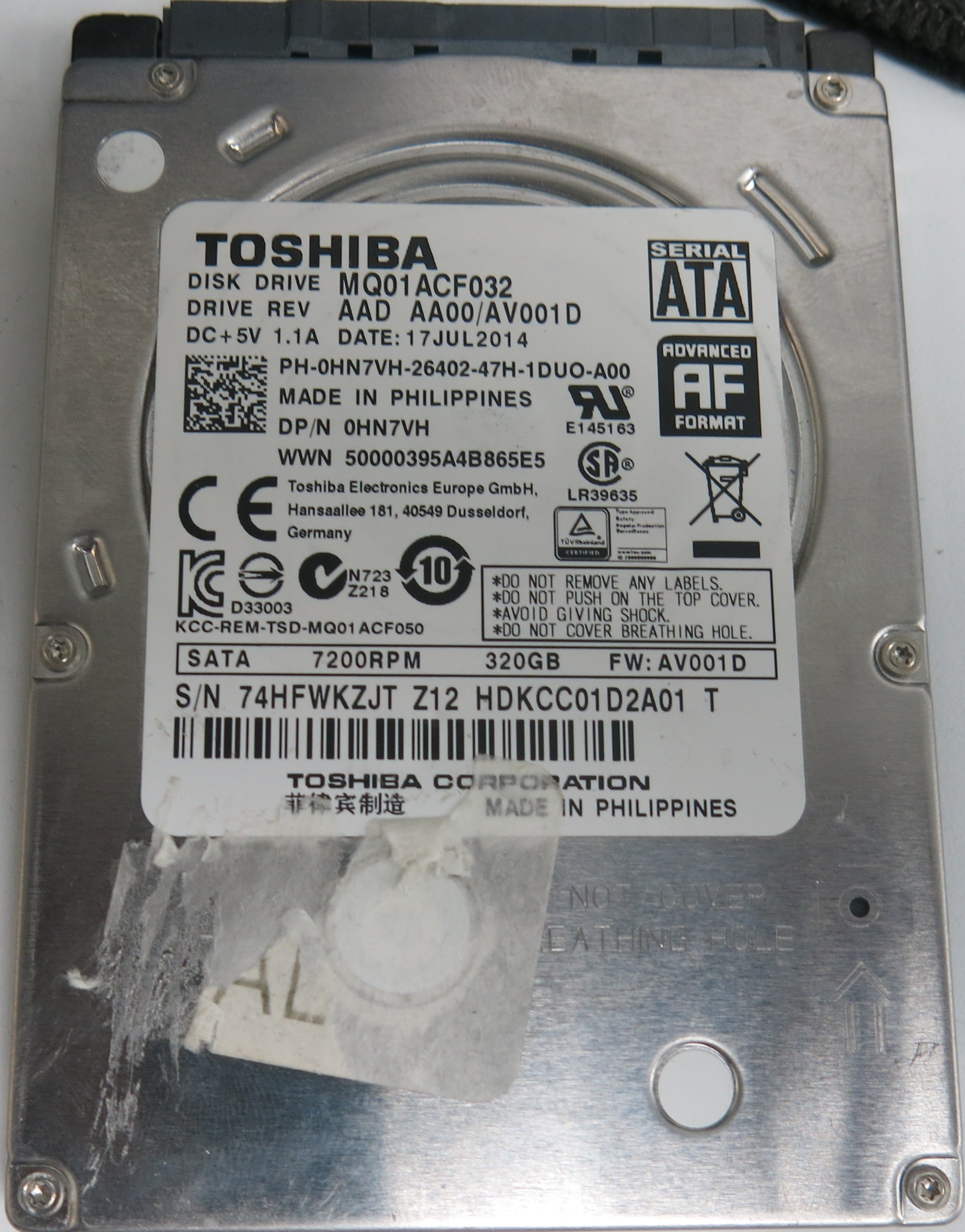 MQ01ACF032,  320GB 2.5,  PCB: G003235C,  S/N: 74HFWKZJT Z12 HDKCC01D2A01,