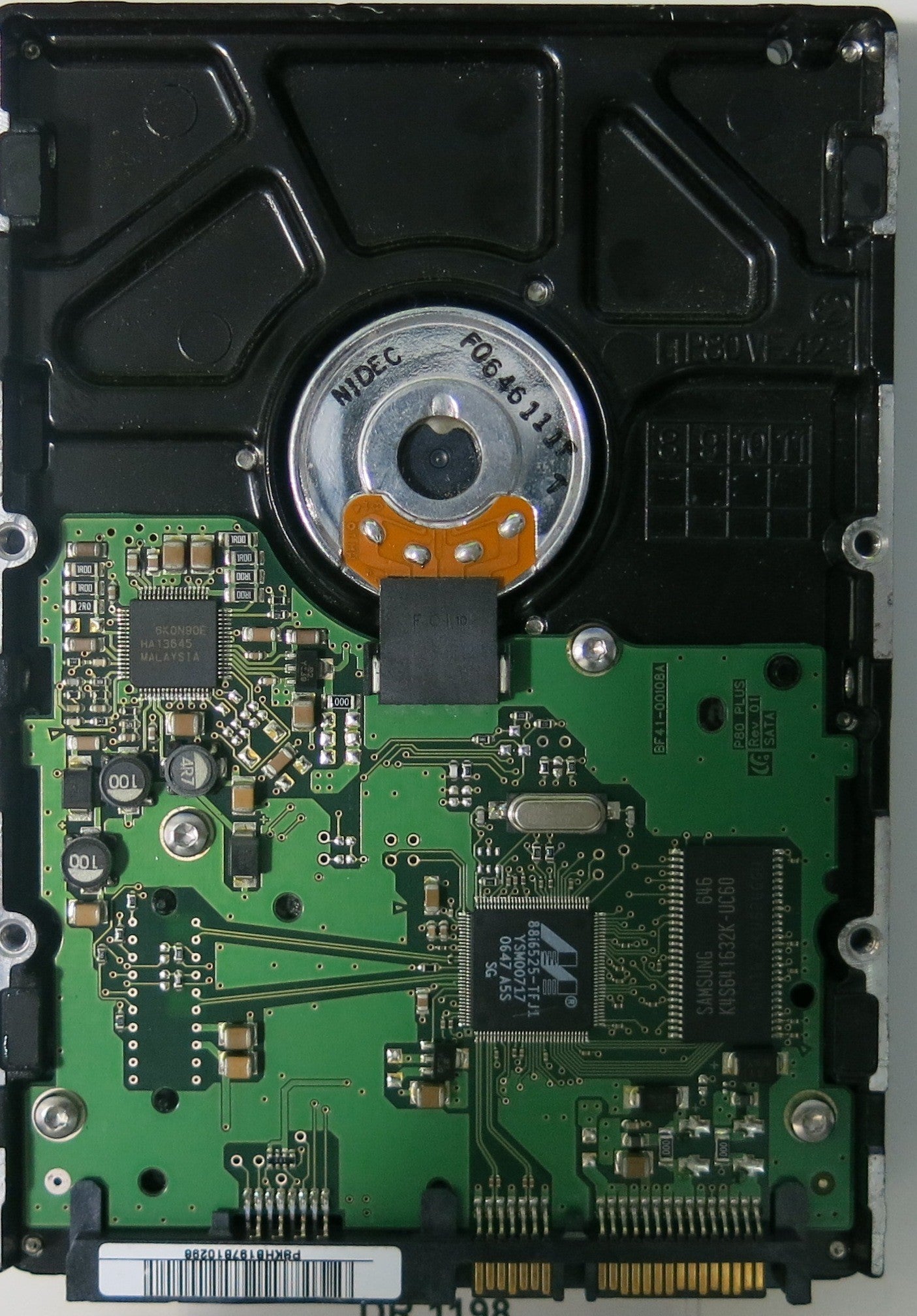 KR-0XD673-39794-71A-05N5,  Serial:S0DEJ1MP104740,  80GB 3.5,  PCB:BF41-00108A- REV A