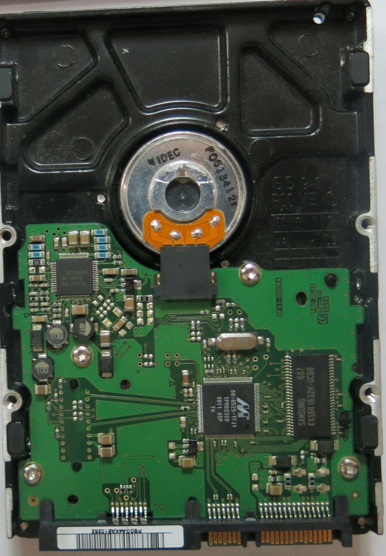 SAMSUNG HD080HJ/P  PN 1372J2FL490508FW ZH100-34 80,GB