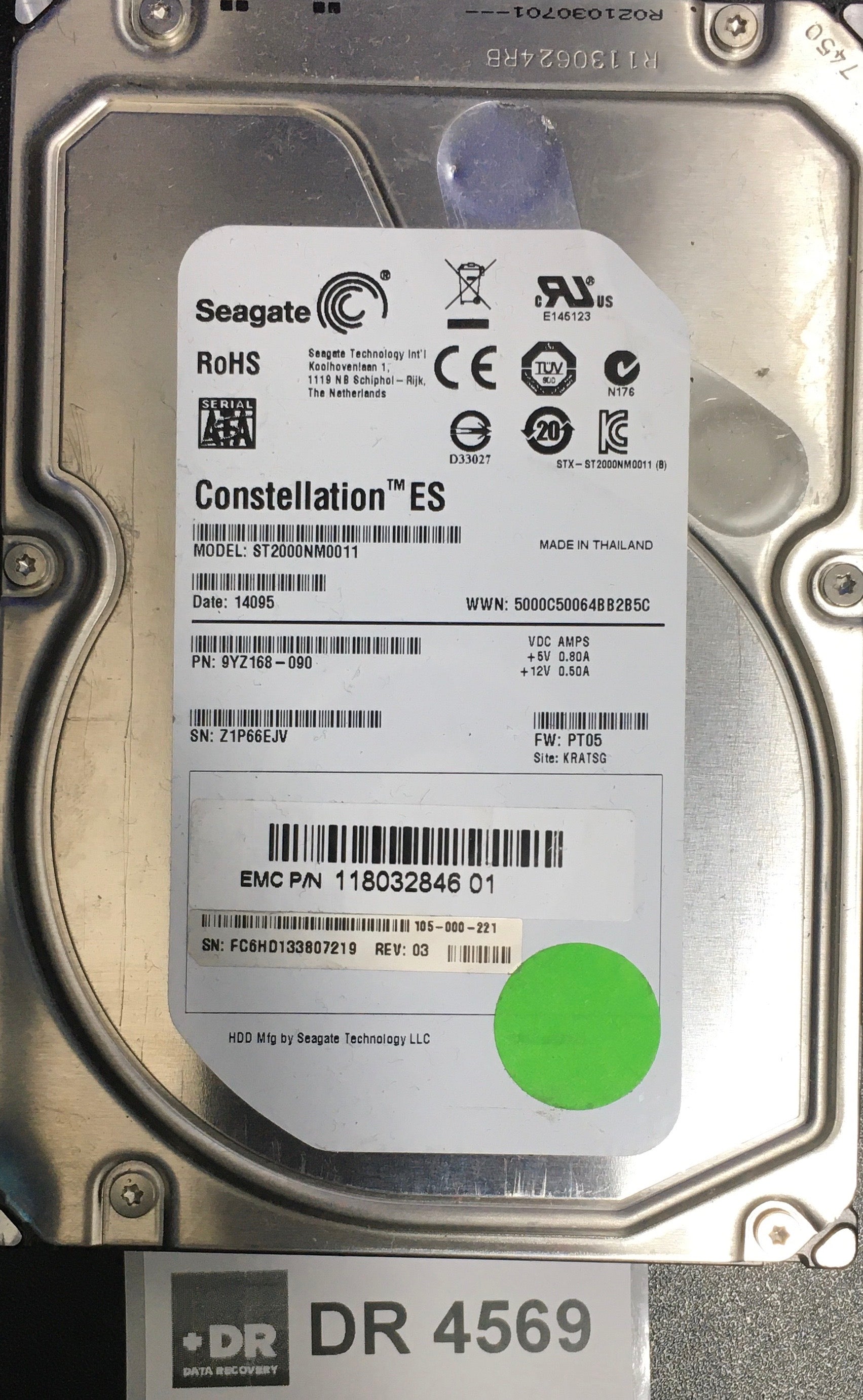 ST2000NM0011,  P/N: 9YZ168'090,  FW: PT05,  Serial: Z1P66EJV,  2000GB 3.5  100643297 PCB:- REV B