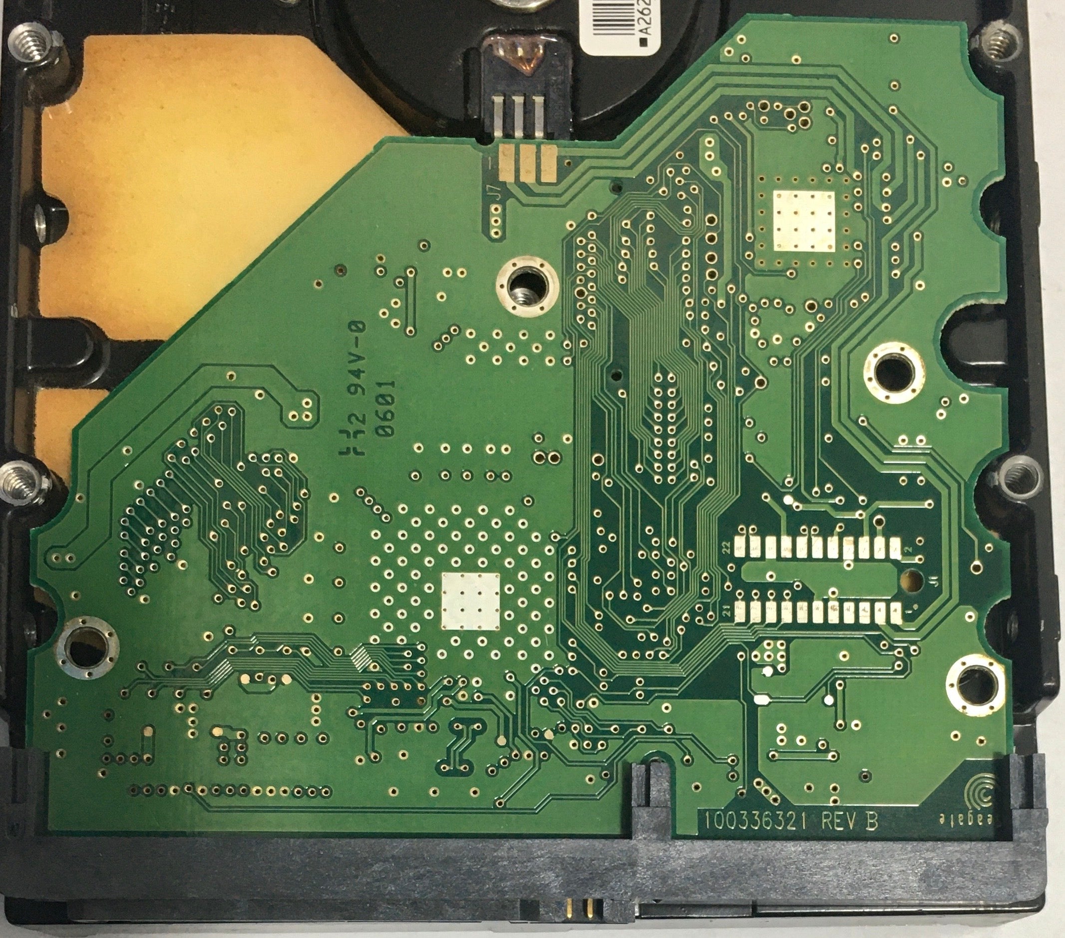 ST3120026AS,  P/N:9W2813-160,  FW:3.42,  Serial:4MS21ZDR,  120GB 3.5,  PCB:100336321- REV A