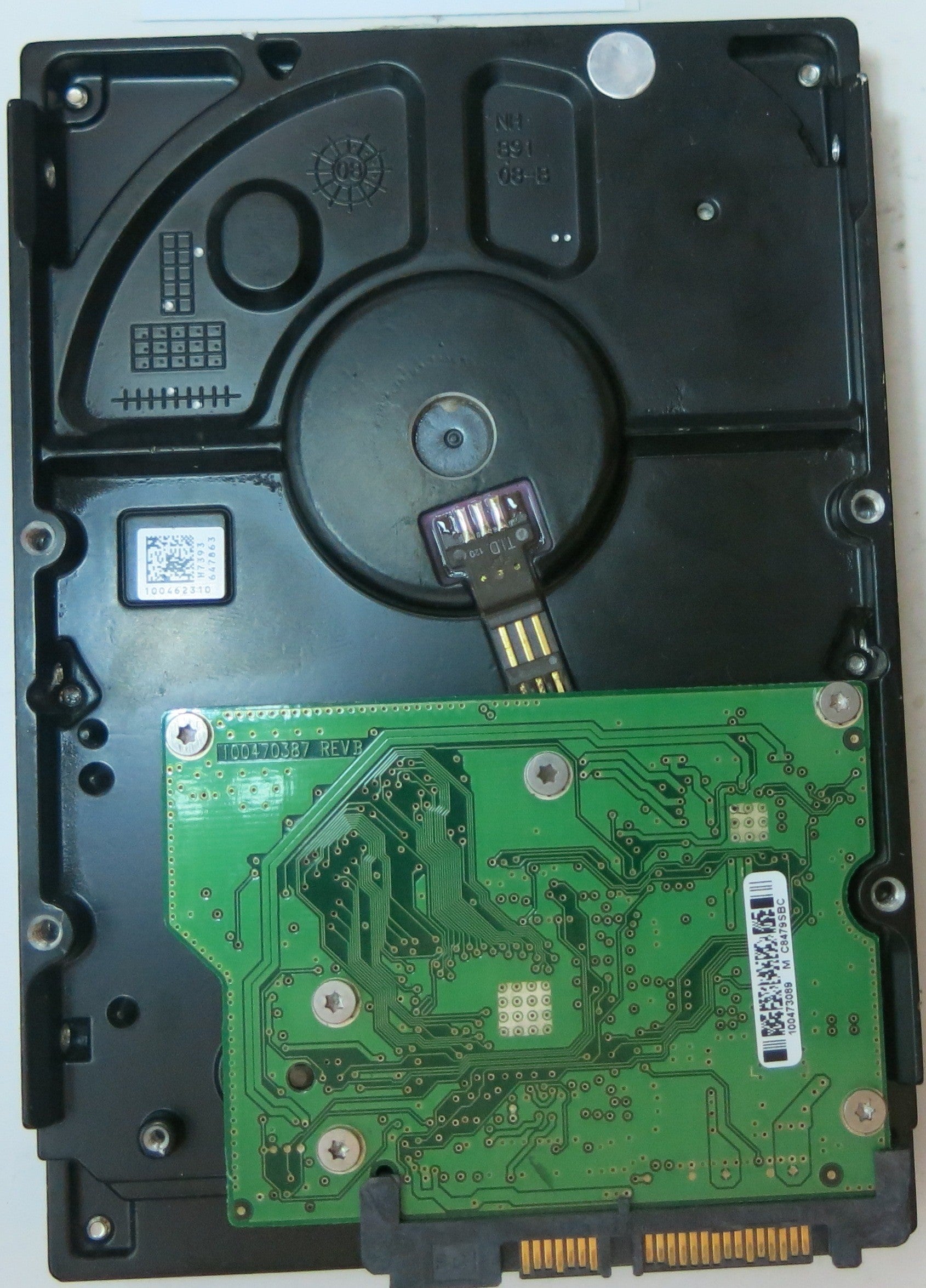 ST3160815AS PCB: 100470387 REV B SERIAL NUMBER: 9RX9K9WN PN 9CY132-035 FW 4.ADA 160 GB