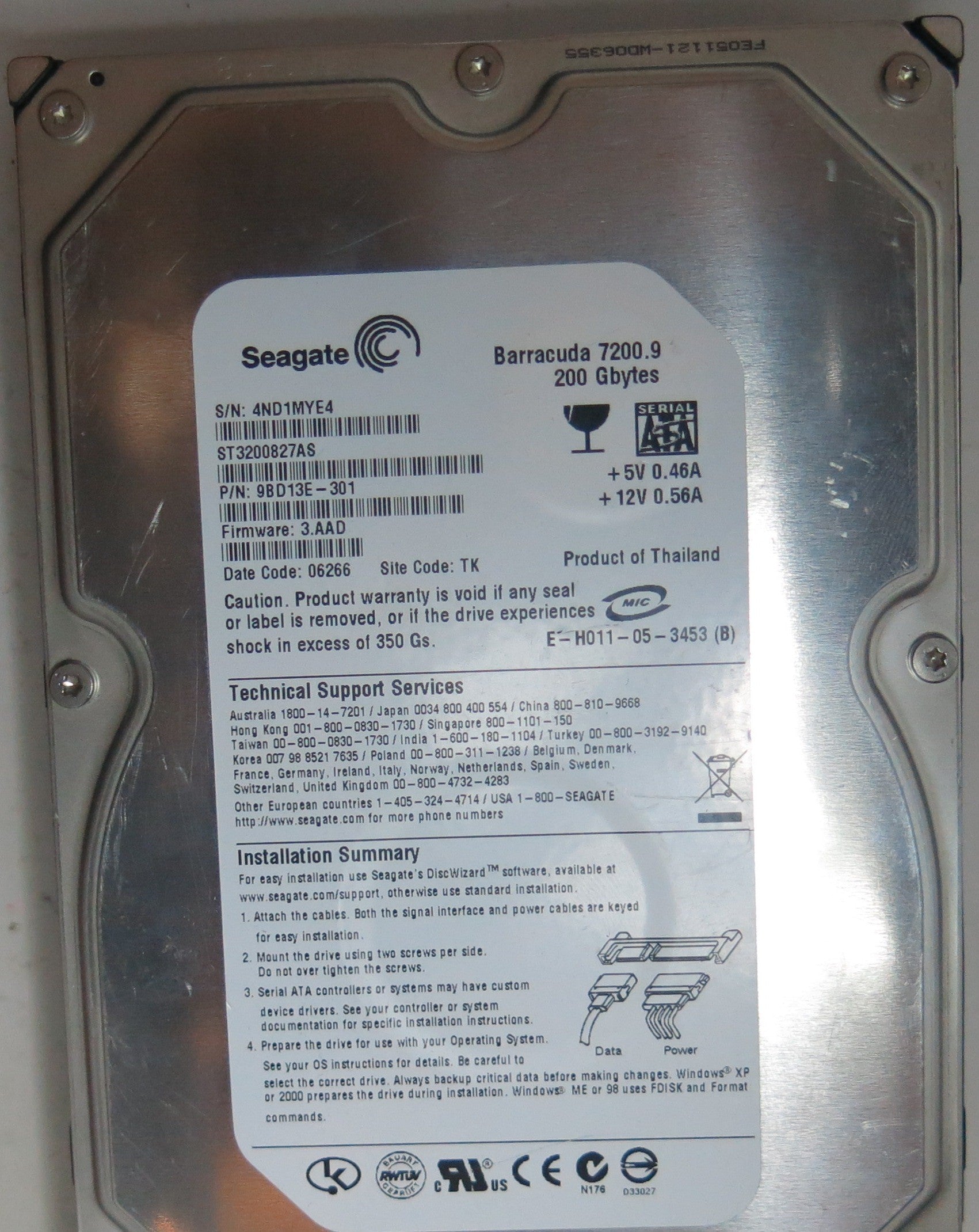 ST3200827AS,  P/N:98D13E-301,  FW:3.AAD,  Serial:4ND1MYE4,  200GB 3.5,  PCB:100355589- REV C