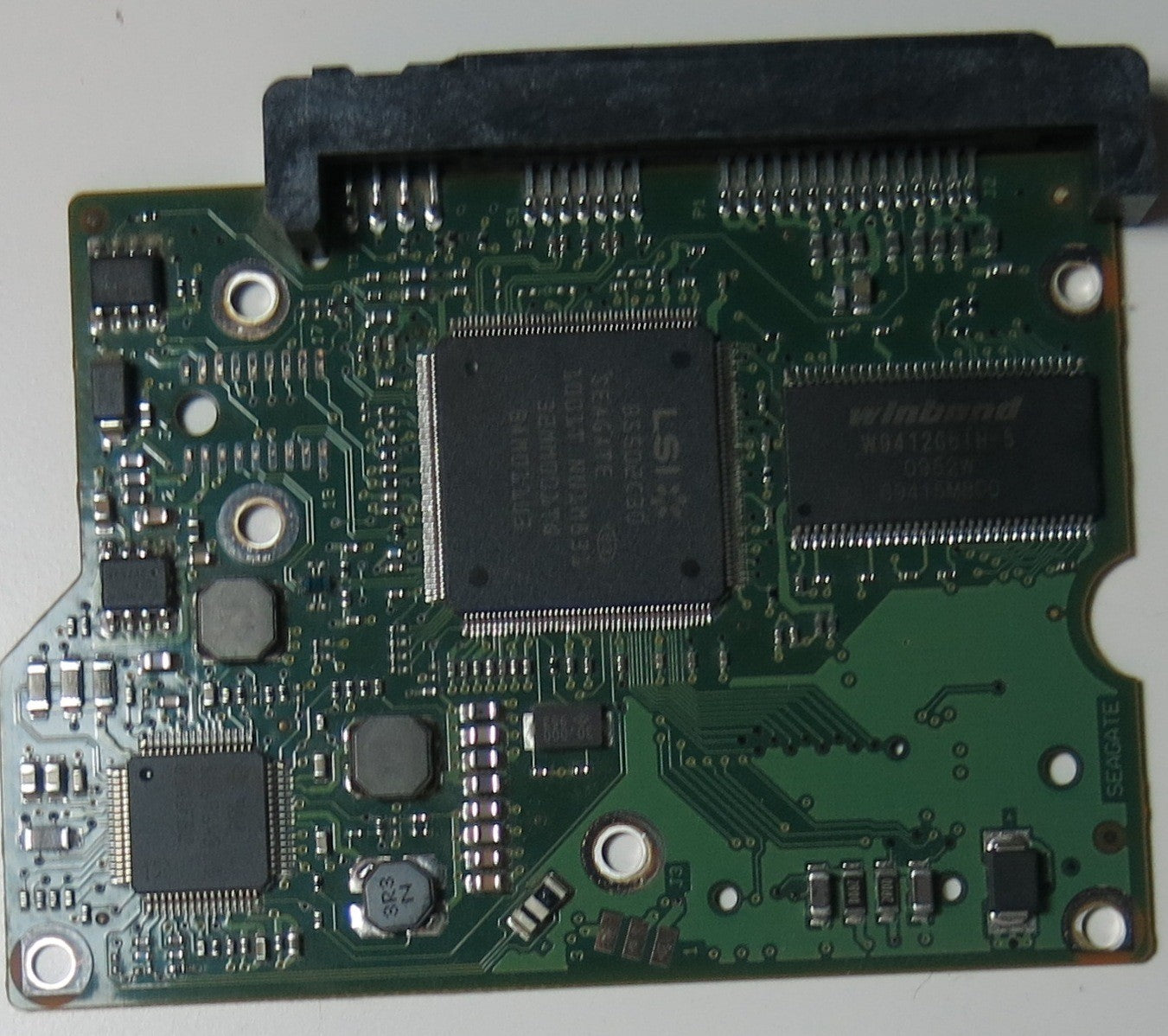 SEAGATE ST3320413CS, CA12 PCB