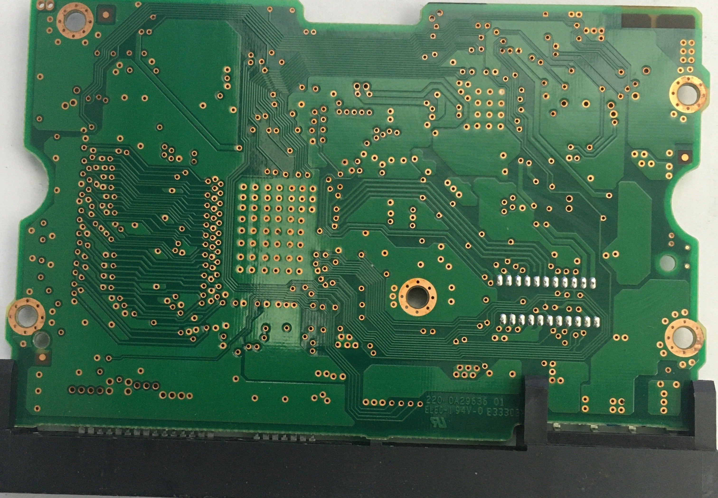 HUA721010KLA330,  P/N:0A34792,  MLC:BA2622,  Serial:PBH17RUF,  1000GB 3.5,  PCB :110 0A29636 01- REV A