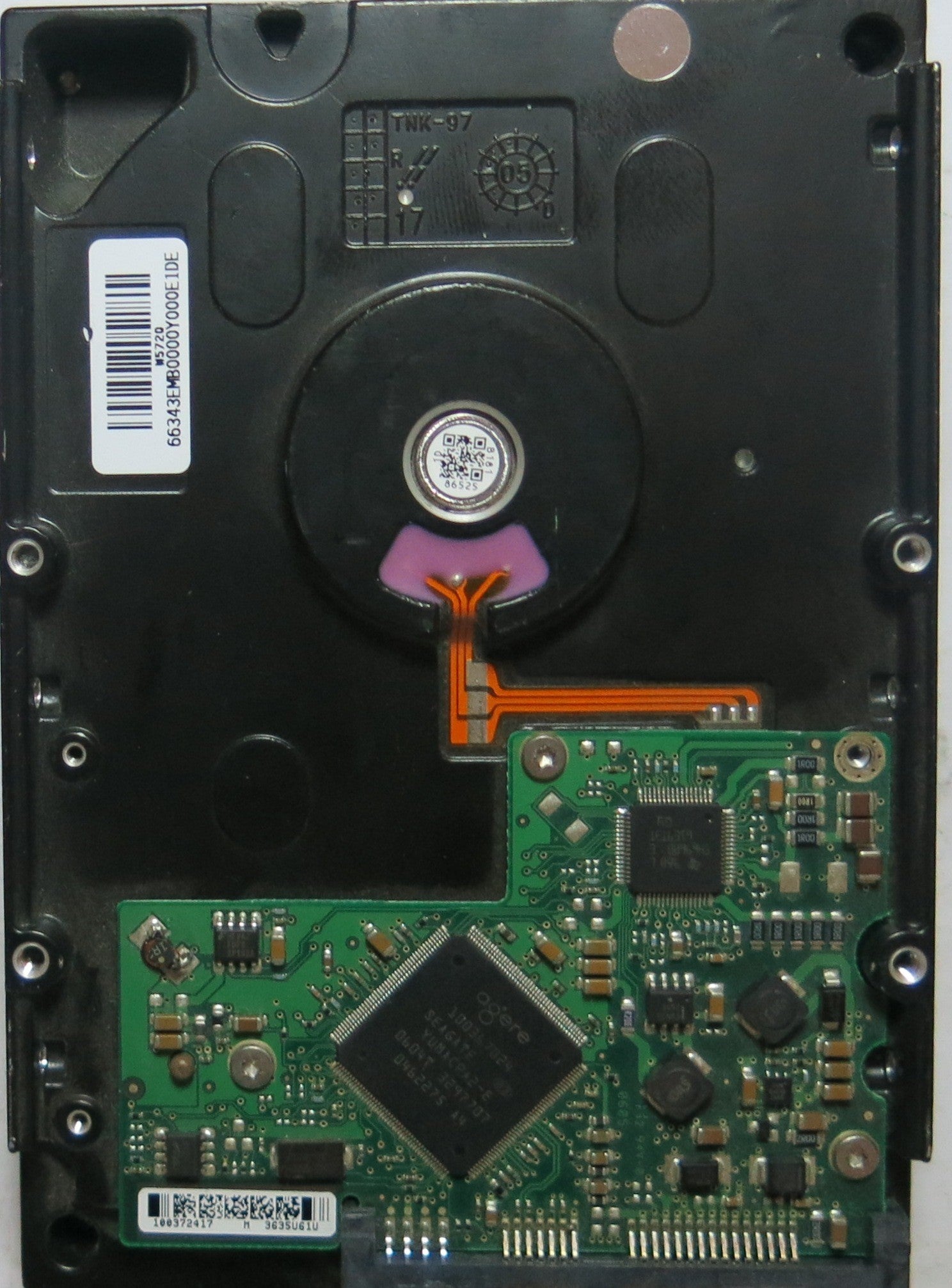 ST3802110AS PCB: 100355589 REV A SERIAL: 5LR2MYA9 PN 9BD111'500 FW 2AAA 80,GB