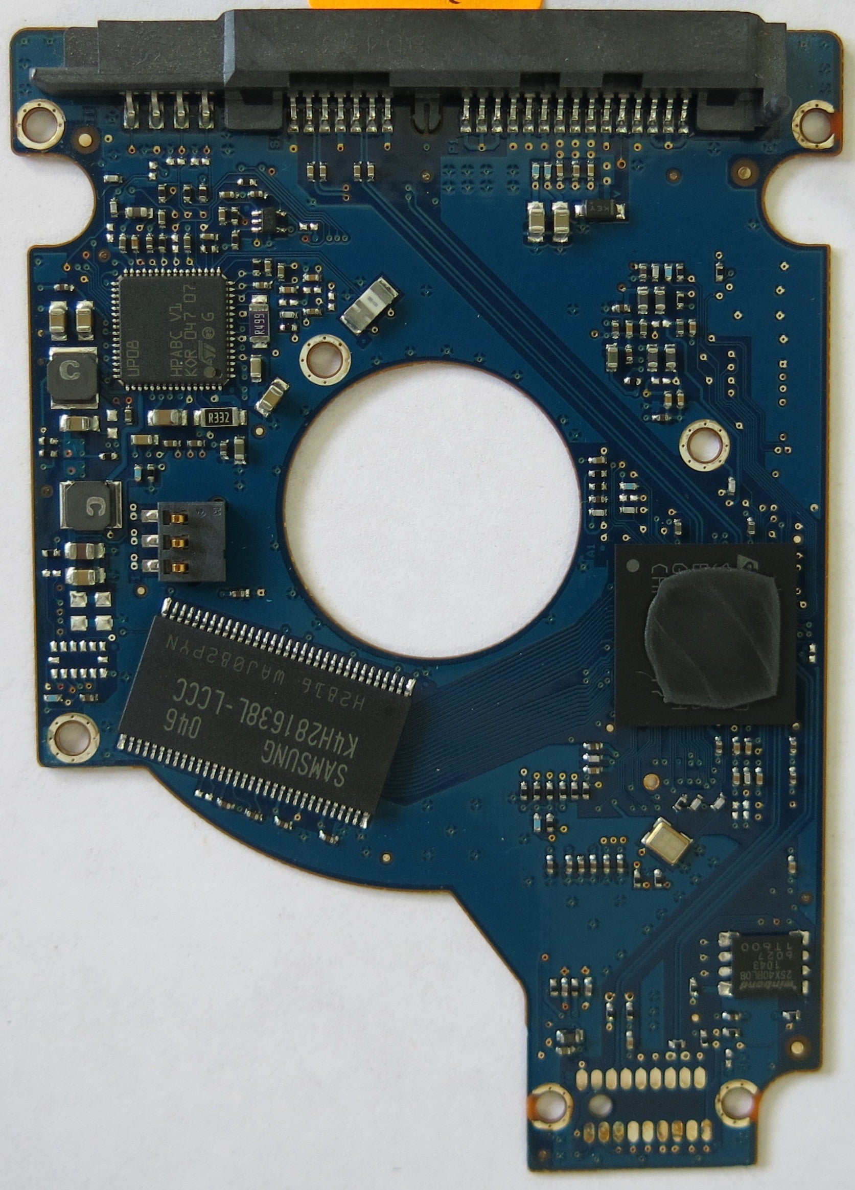 SEAGATE ST9320423AS P/N 9HV14E-071 PCB 100585308 REV A FW 0003LVM1