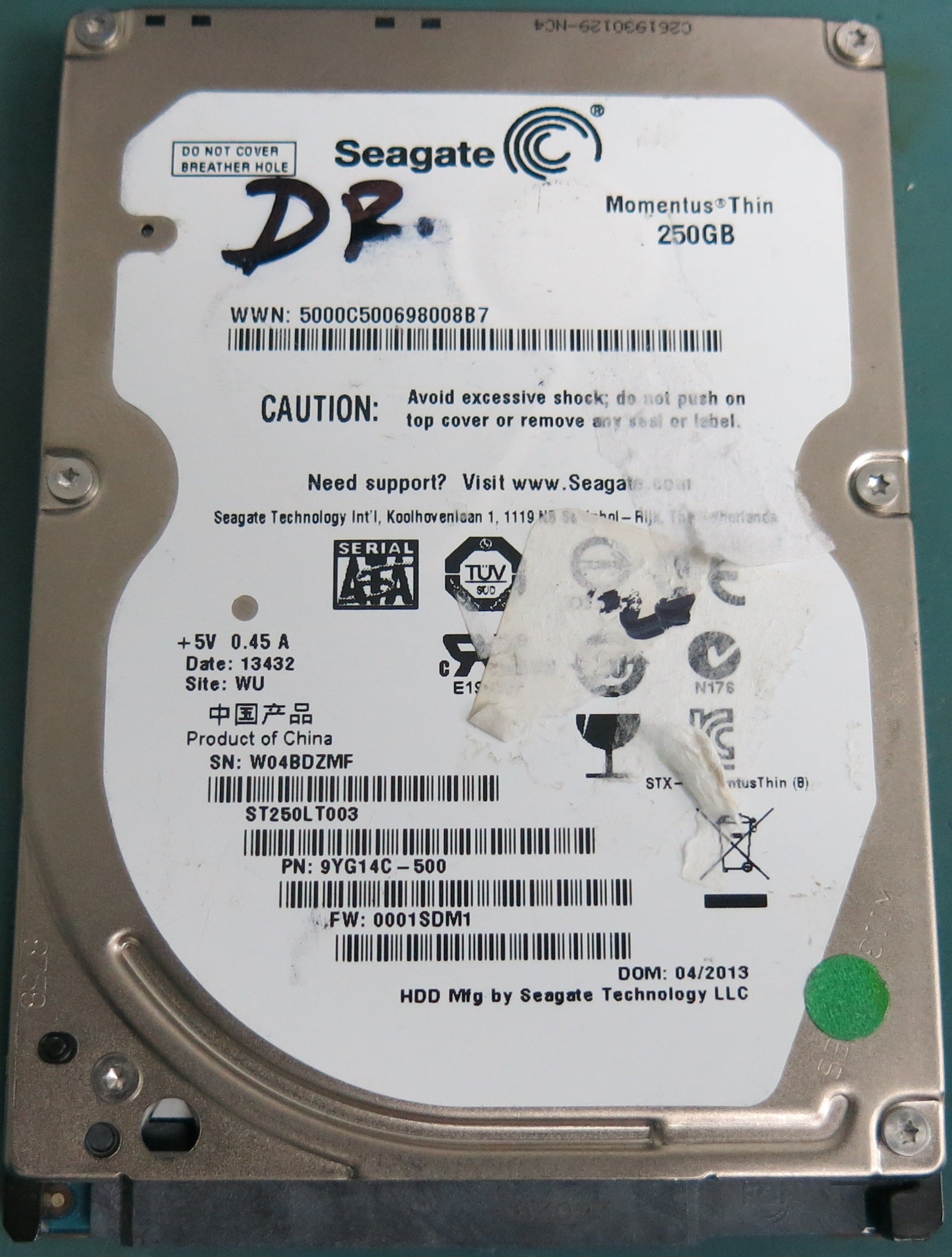 SST250LT003, P/N:  9TG14C-500, FW: 0001SDM1, 250GB 2.5