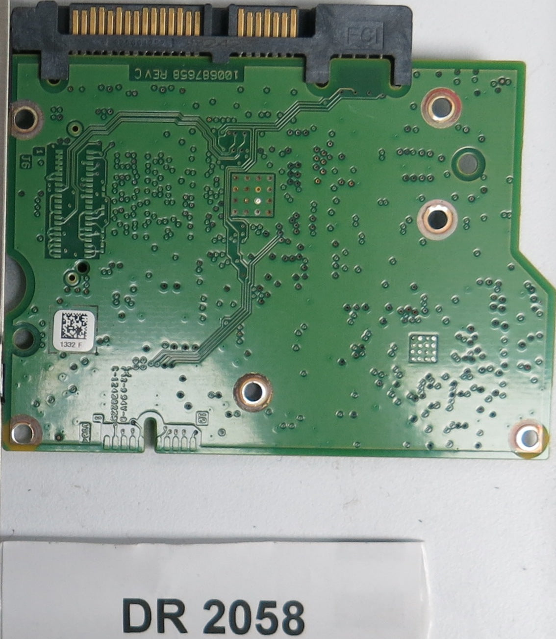 ST000VM002, P/N: 1CT162-262, FW: ES22, Serial: S1G0G8KQ, 1000GB 3.5, PCB: 100687650 REV C