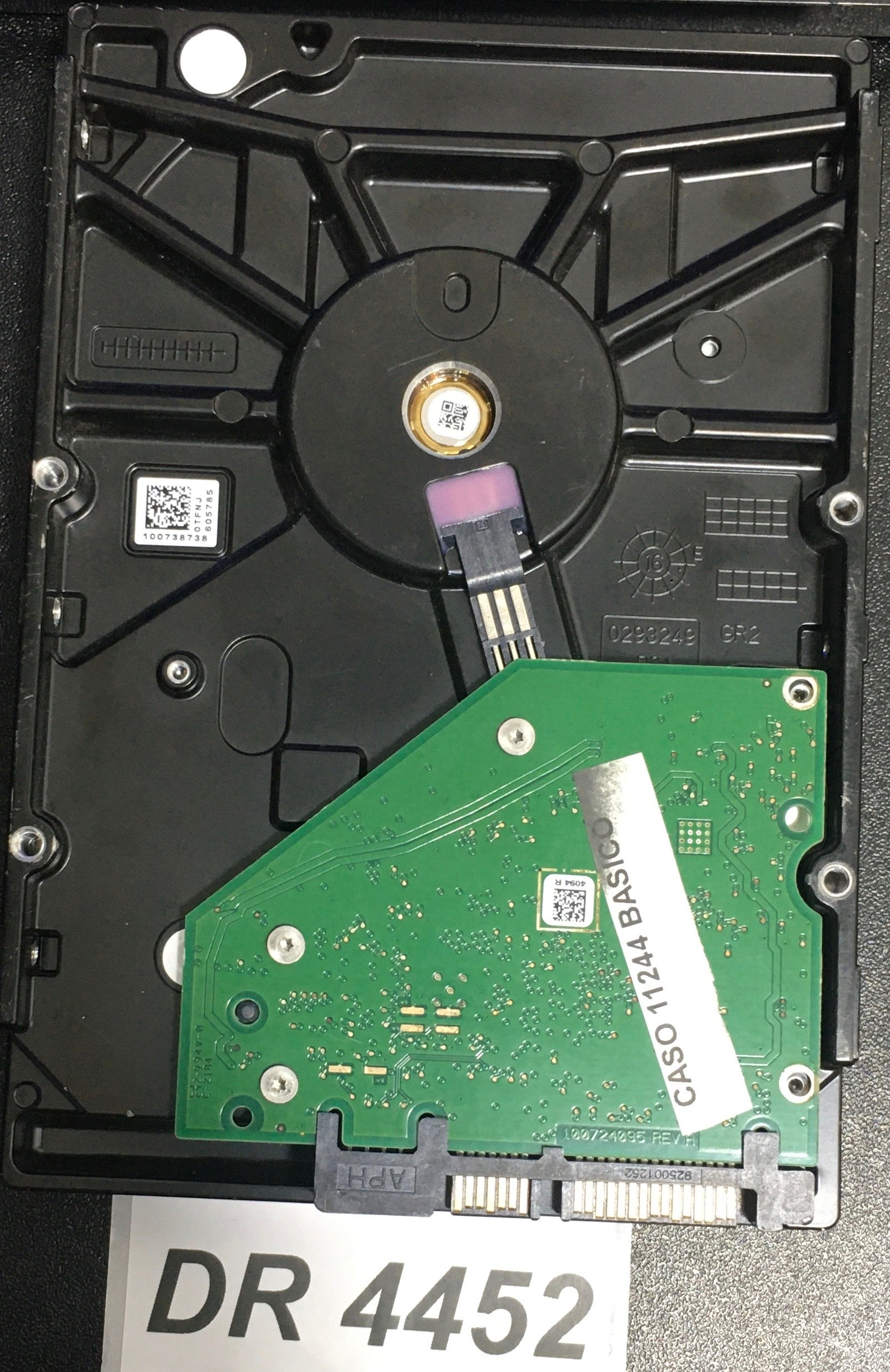 ST000VM003 P/N:  1ET164-160  FW:SC11 Serial: Z5205BF4  2000GB 3.5  PCB: 100724095 REV A