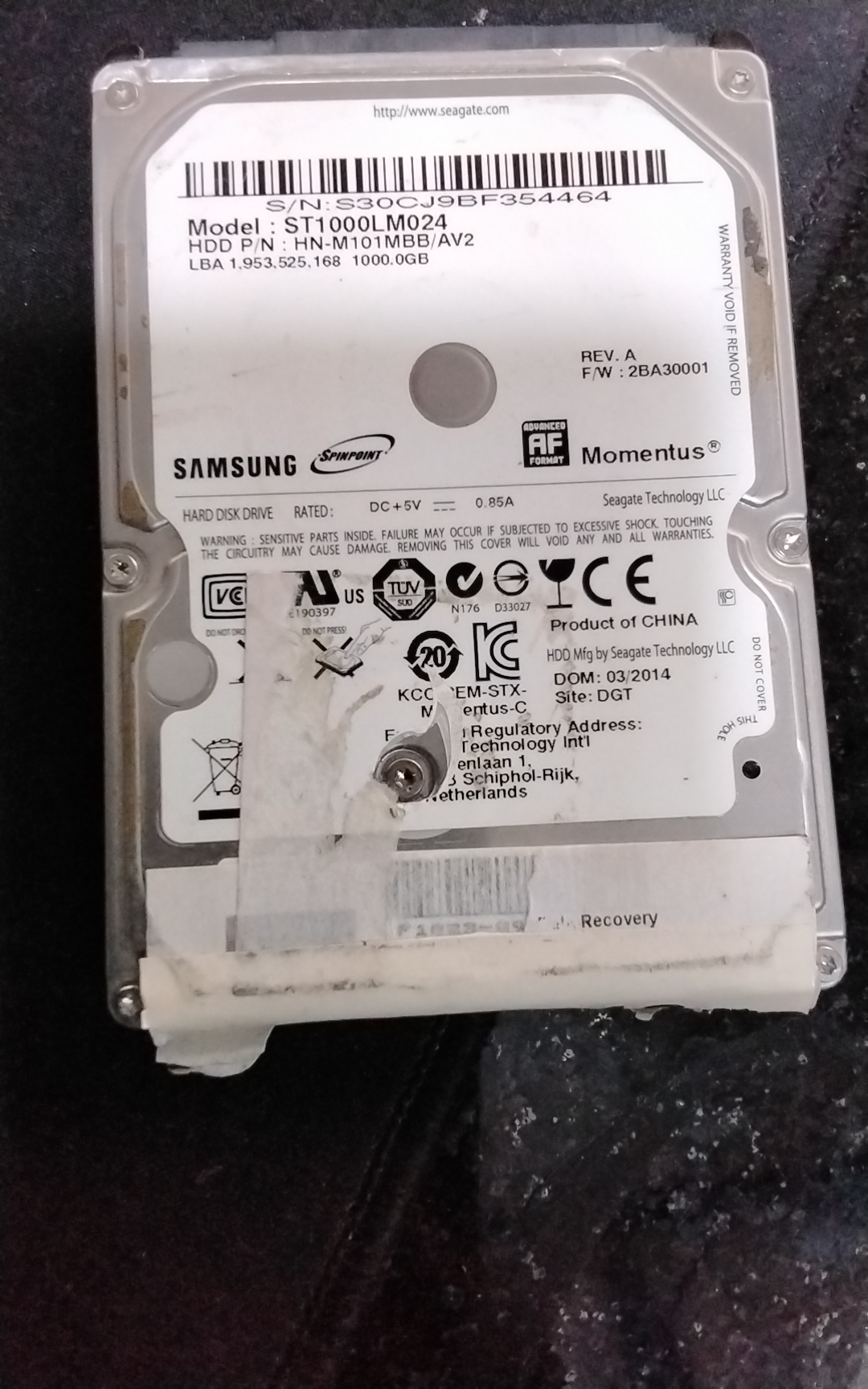 ST1000LM024,  P/N: HN-M101MBB/AV2,  Serial: S30CJ9BF354464,  1000GB 2.5