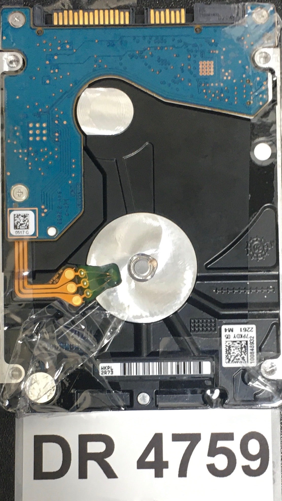 ST1000LM035,  FW: EB01,  Serial: WKPL2R73,  1TB 2.5,  PCB: 100835923- REV A,