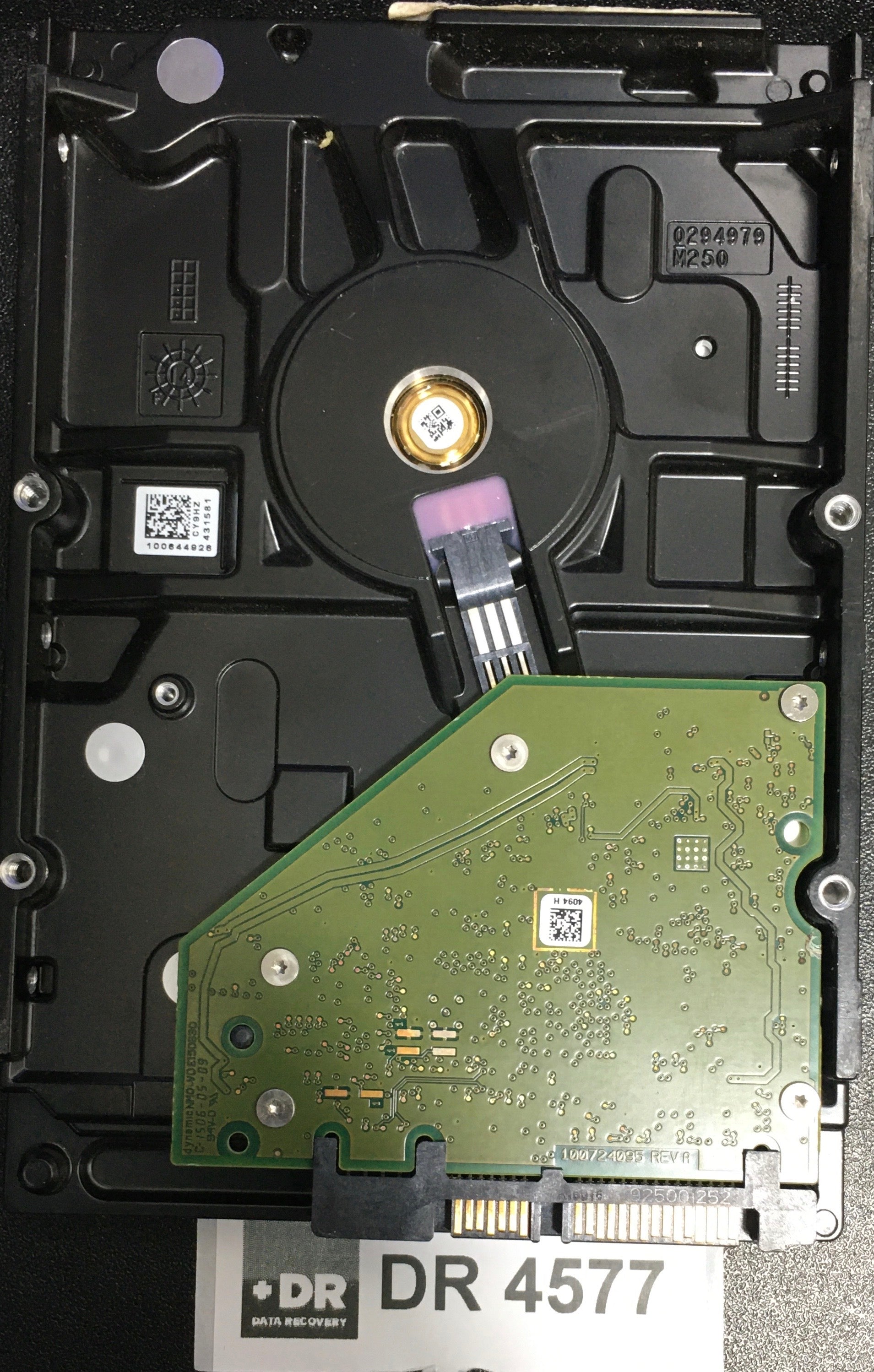 ST100VM002,  P/N: 1ET162-501,  FW: SC12,  Serial: S511SEP8,  1000GB 3.5  100724095 PCB:- REV A