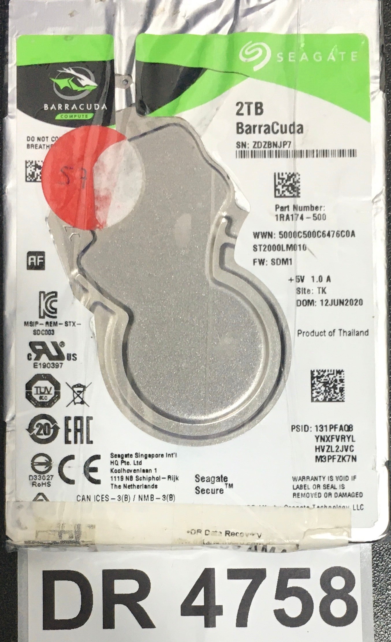 ST2000LM010,  FW: SDM1,  Serial: ZDZBNJP7,  2TB 2.5,  PCB: 100815565- REV A,
