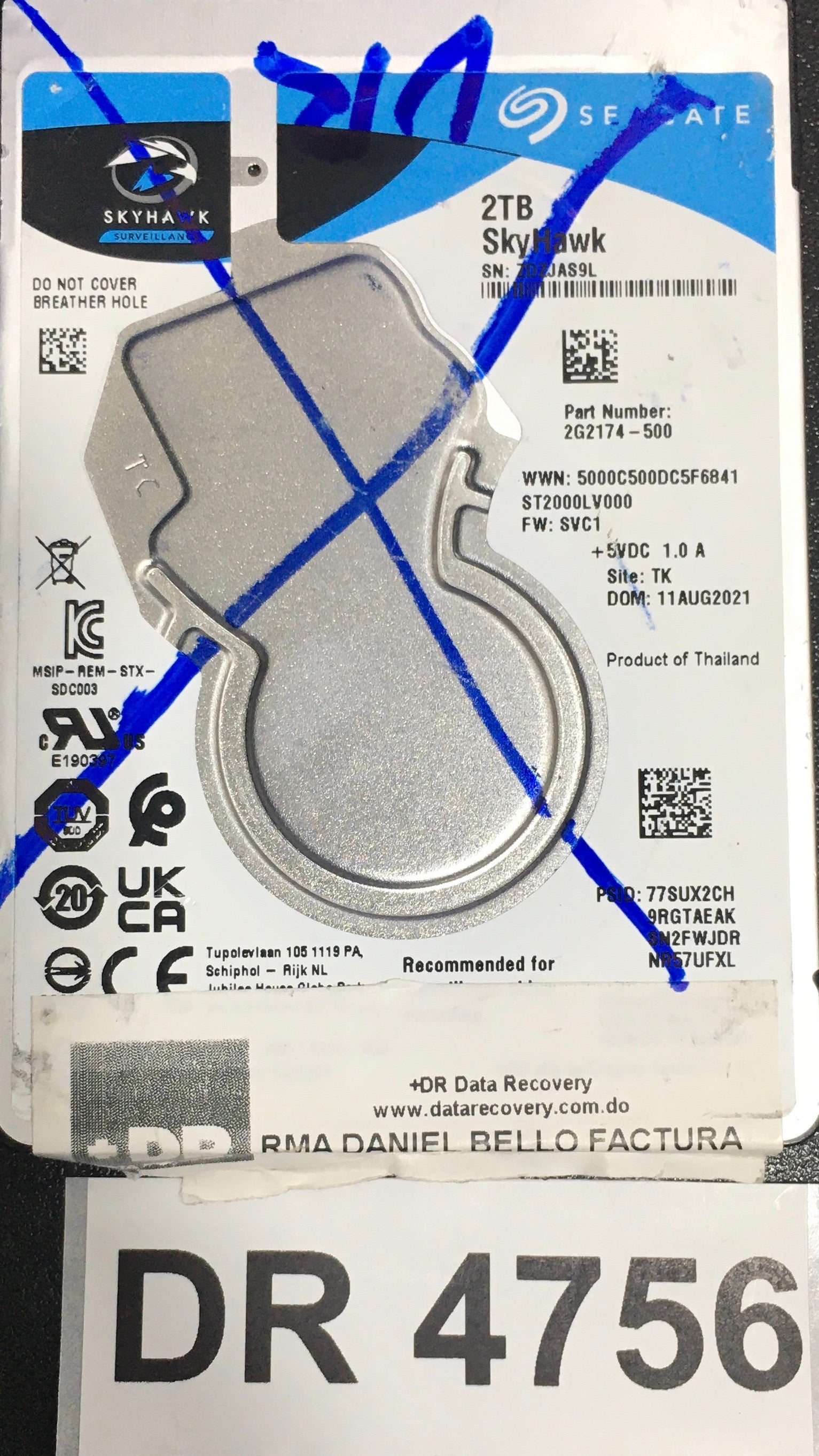 ST2000LV000,  FW: SVC1,  Serial: ZDZJAS9L,  2TB 2.5,  PCB: 100815565- REV A,
