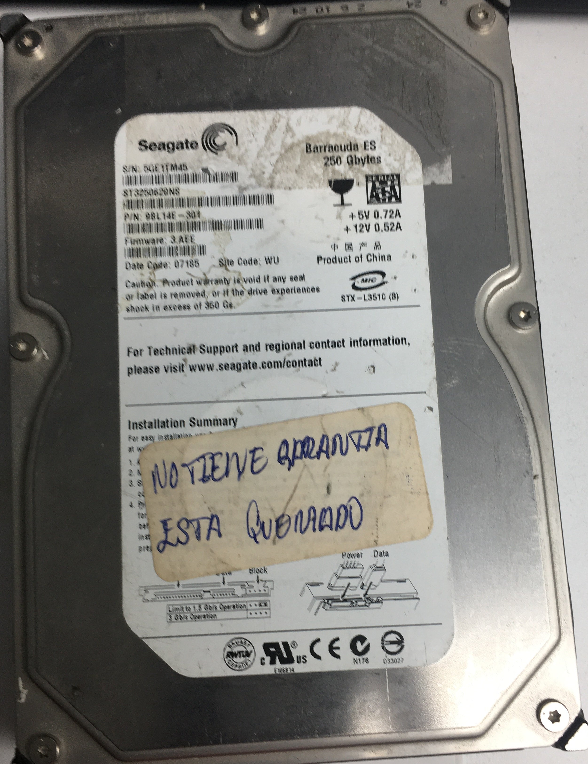 ST3250620NS,  P/N:9BL14E-301,  FW:3.AEE,  Serial:5QE1TM45,  250GB 3.5,  PCB:100406533- REV A