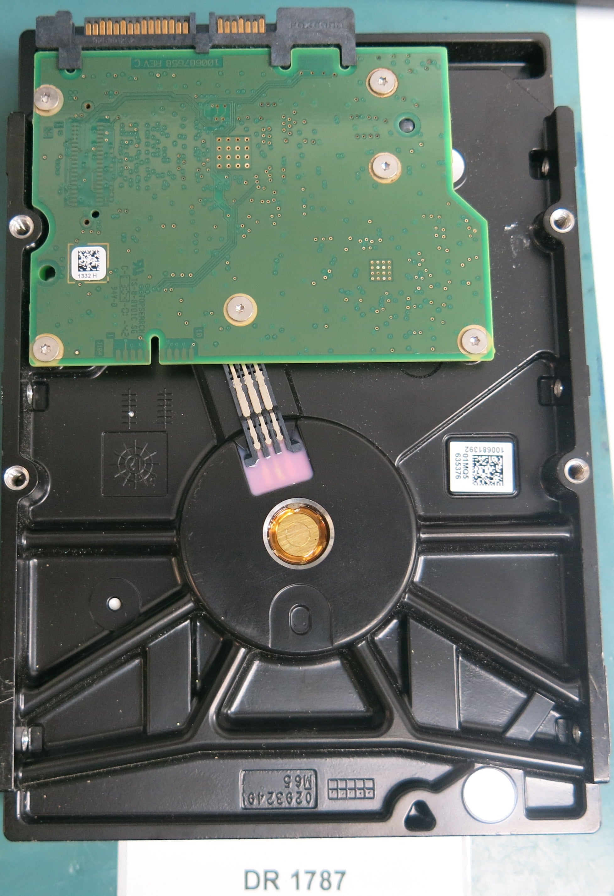 ST2000VM003, P/N: 1CT164-262, FW: ES22, Serial:  W1H13Z1N, 2000GB 3.5