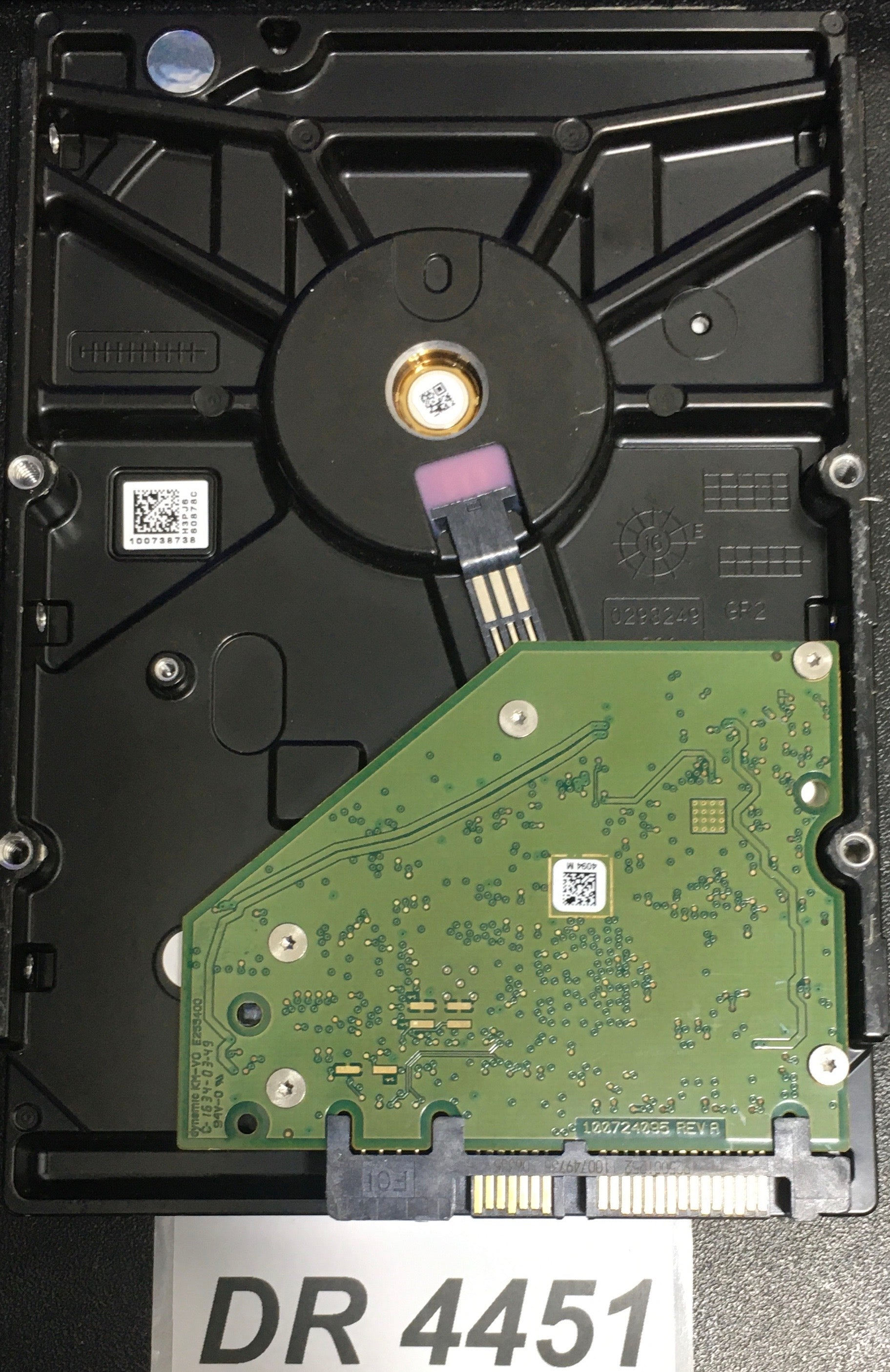 ST2000VM003 P/N:  1ET164-160  FW:SC11 Serial: Z520970V  2000GB 3.5  PCB: 100724095 REV A