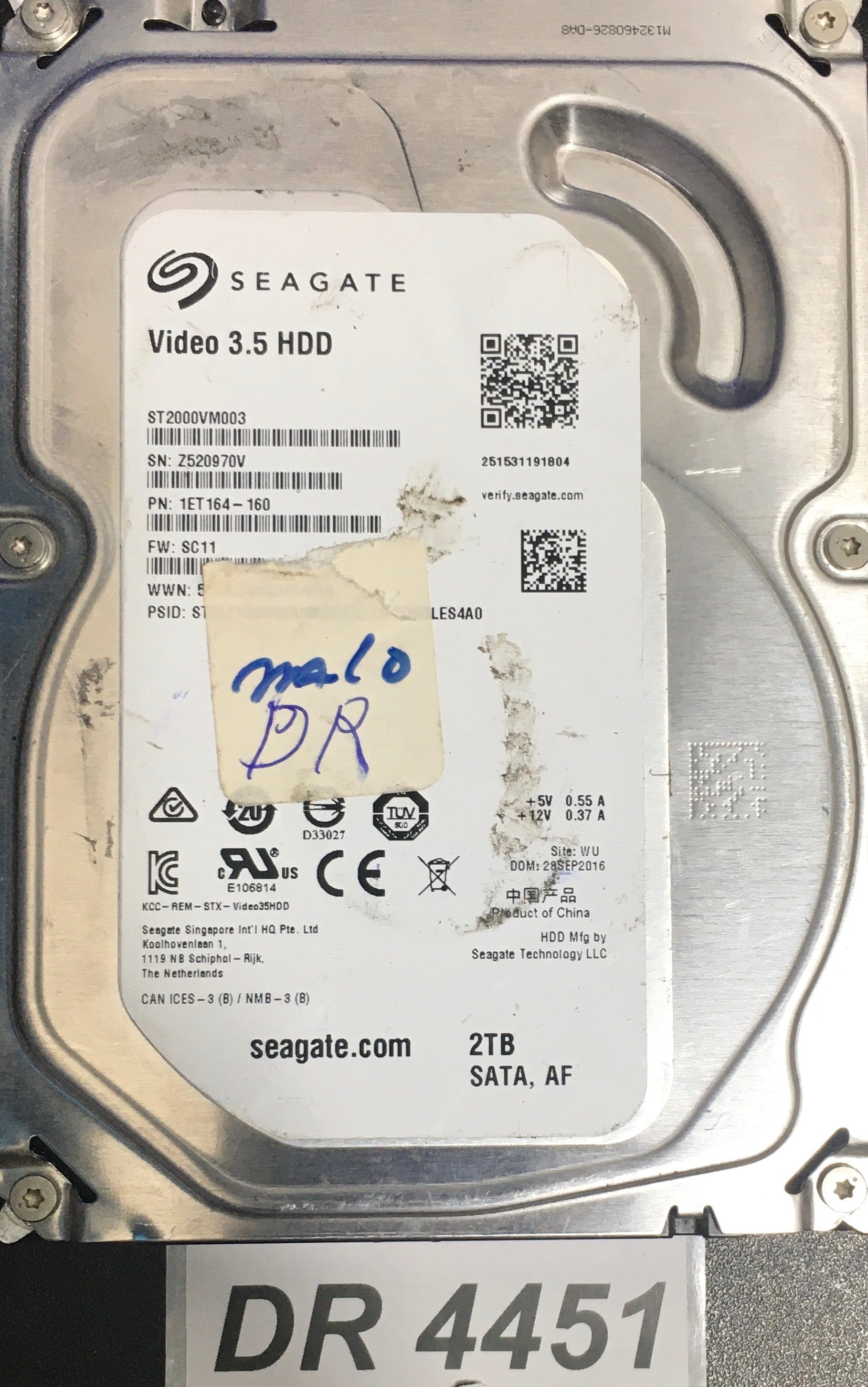 ST2000VM003 P/N:  1ET164-160  FW:SC11 Serial: Z520970V  2000GB 3.5  PCB: 100724095 REV A