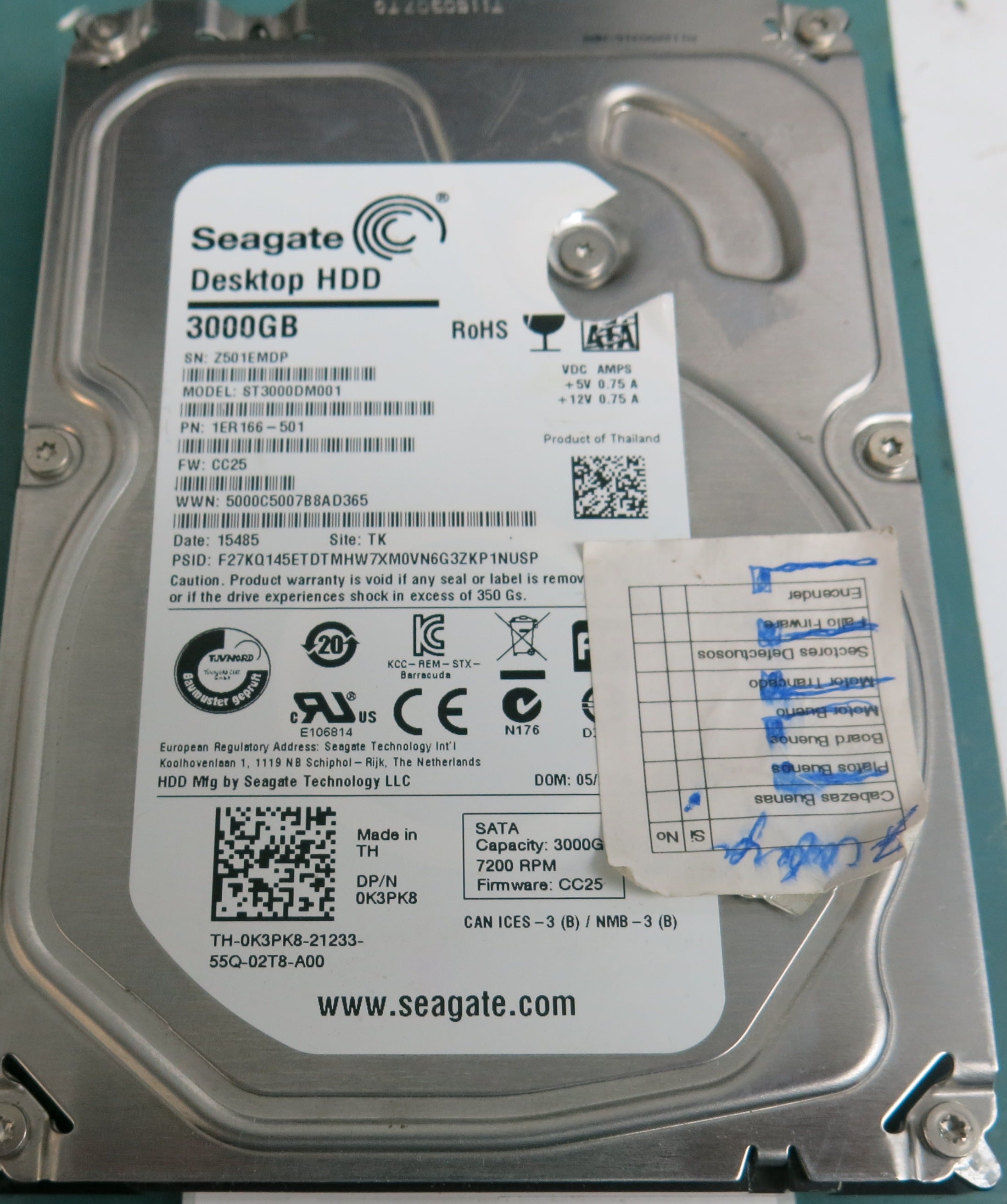 ST3000DM001, P/N: 1ER166-501, FW: CC25, Serial: Z501EMDP, 3000GB 3.5