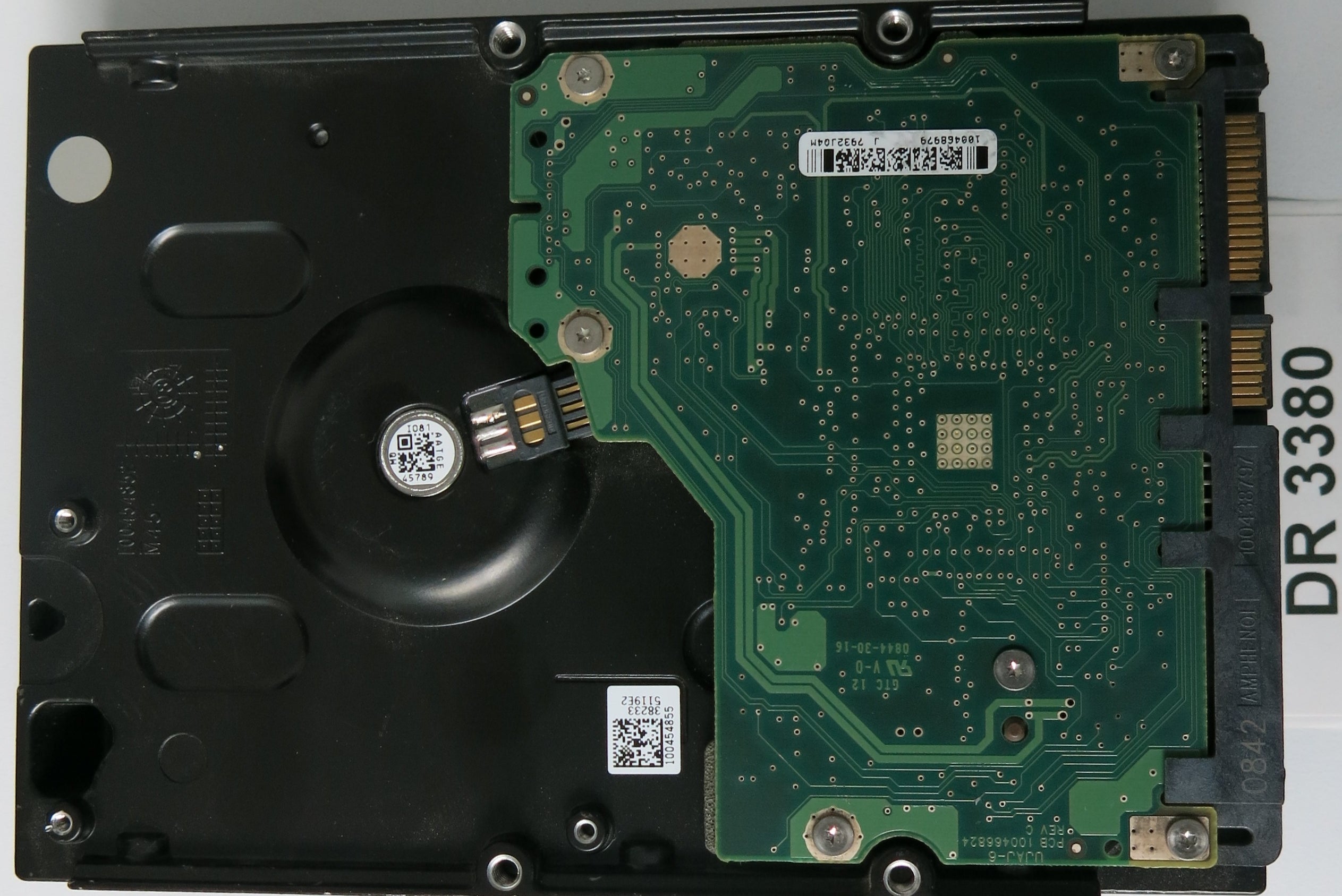 ST31000340NS, P/N: 9CA158-145, FW: SU0D, Serial: 9QJ3JPAM, 1000GB 3.5, PCB: 100466824 REV C