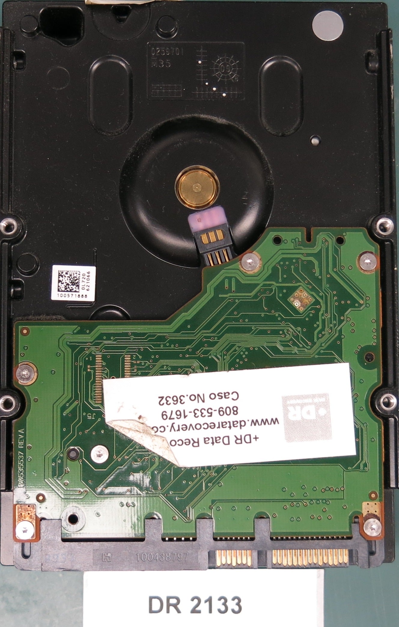 ST31000424CS, P/N: 9GW144-160, FW: CA12, Serial: 9VX0GZ8L, 1TB 3.5, PCB: 100535537 REV A