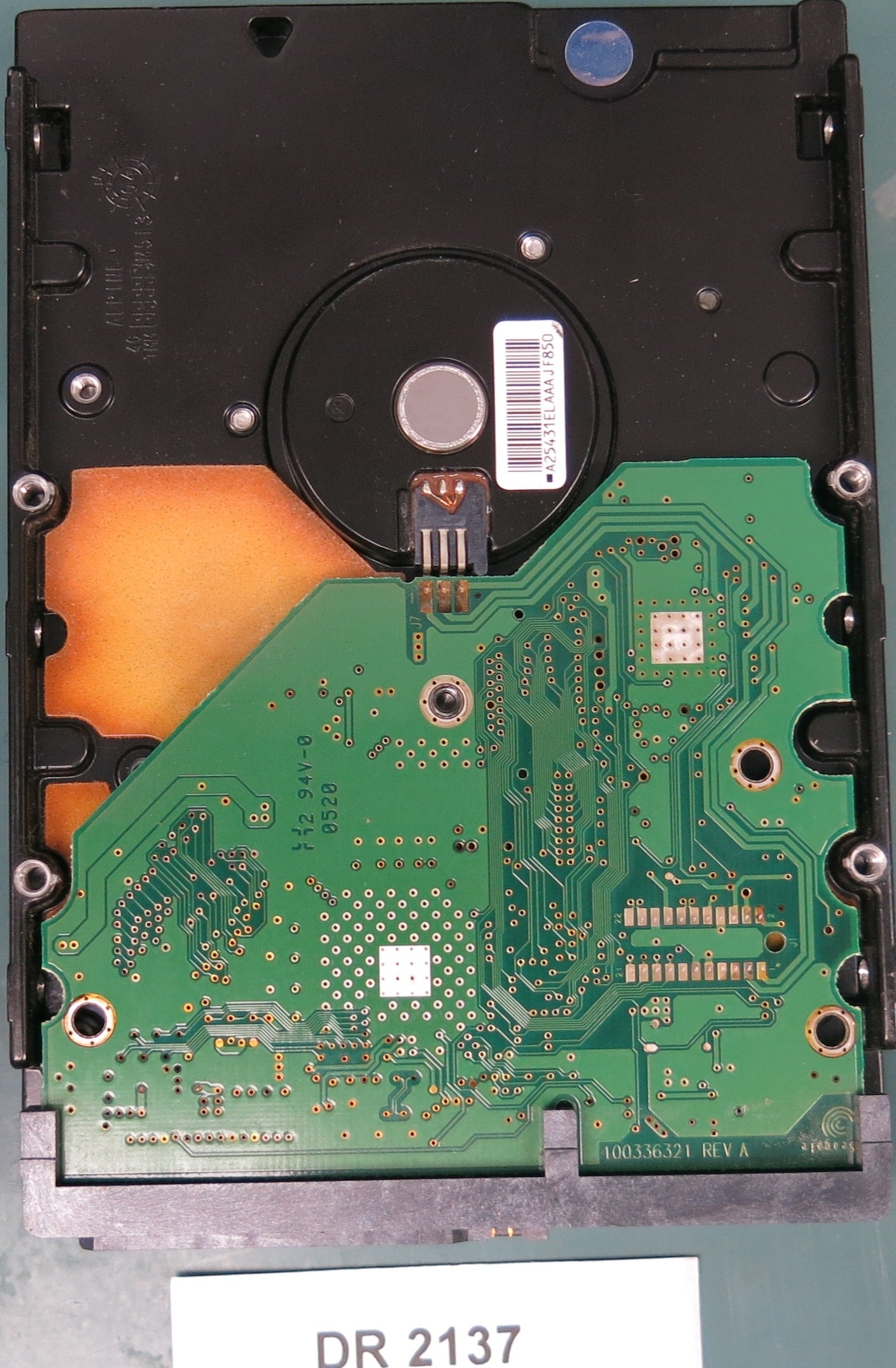 ST3120026AS, P/N: 9W2813-160, FW: 3..42, Serial: 4MS0M2P6, 120GB 3.5, PCB: 100336321 REV A