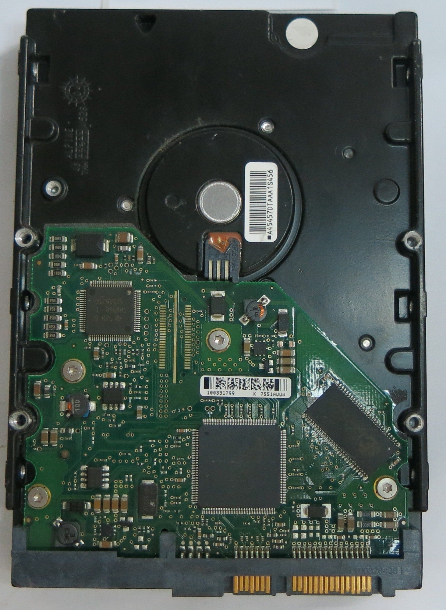 ST3120026AS,  P/N:9W2813-160,  FW:3.42,  Serial:4MS0NCTE,  120GB 3.5, ,  PCB:100336321- REV A