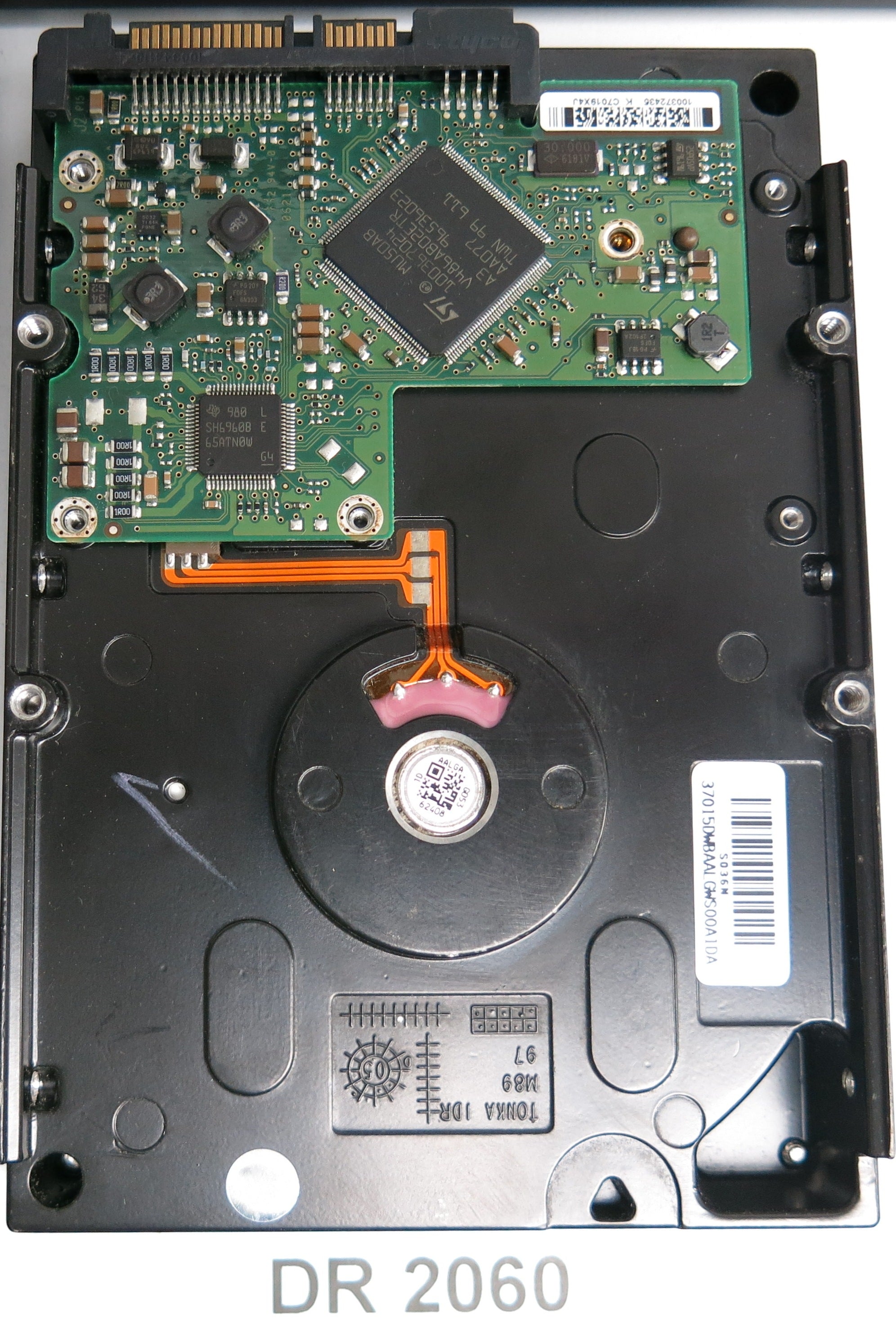 ST3160212SCE P/N: 9BE112-160 FW: 3.ACF Serial: 4LS4179M 160GB 3.5 PCB: 100355589 REV C