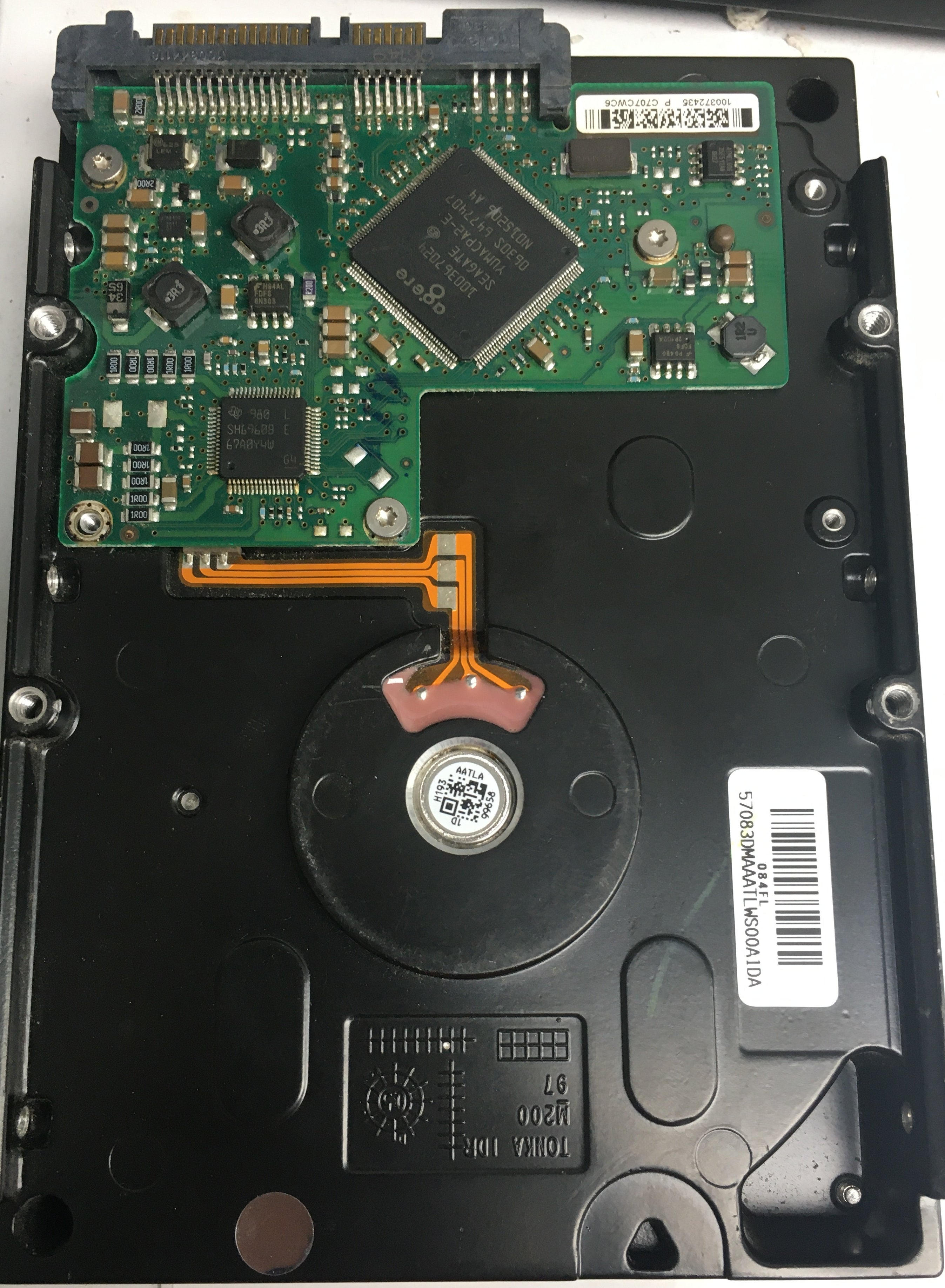 ST3160212SCE P/N: 9BE112-160 FW: 3.ACF Serial: 9LS00QSF GB 3.5 PCB: 100355589 REV C