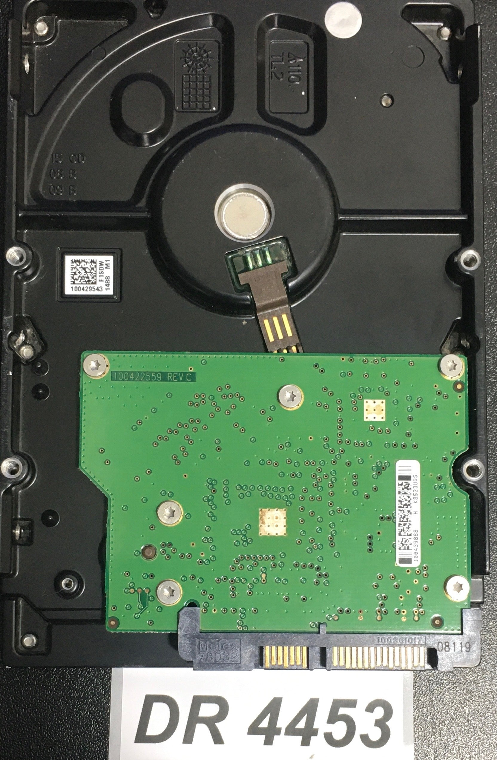 ST3160215SCE P/N:  9CZ112-180  FW:3.ACB Serial: 6RX4KDTE  160GB 3.5  PCB: 100422559 REV C