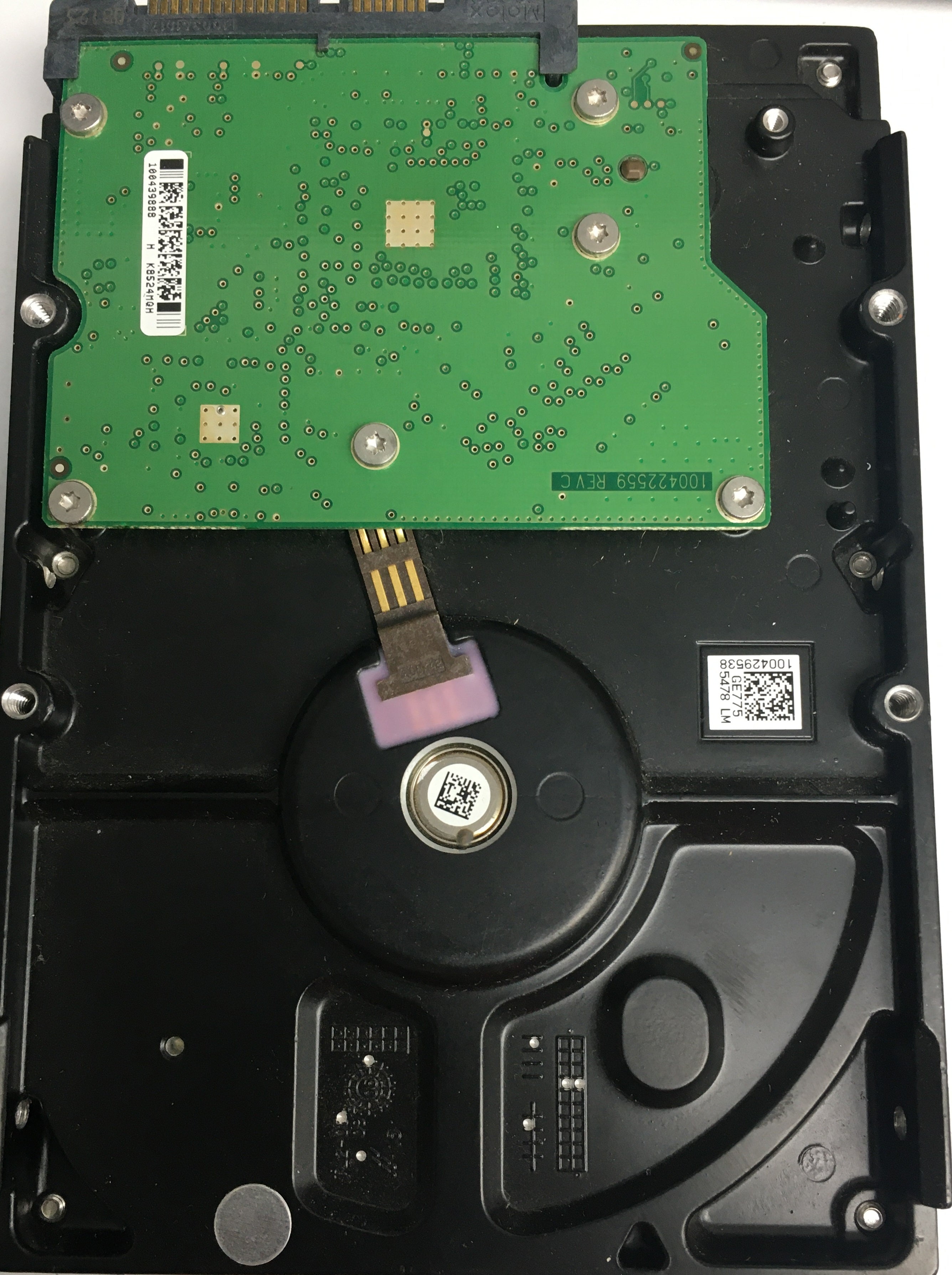 ST3160215SCE P/N: 9CZ112-180 FW: 3.ACB Serial: 6RX4LKV7 160GB 3.5 PCB: 100422559 REV C