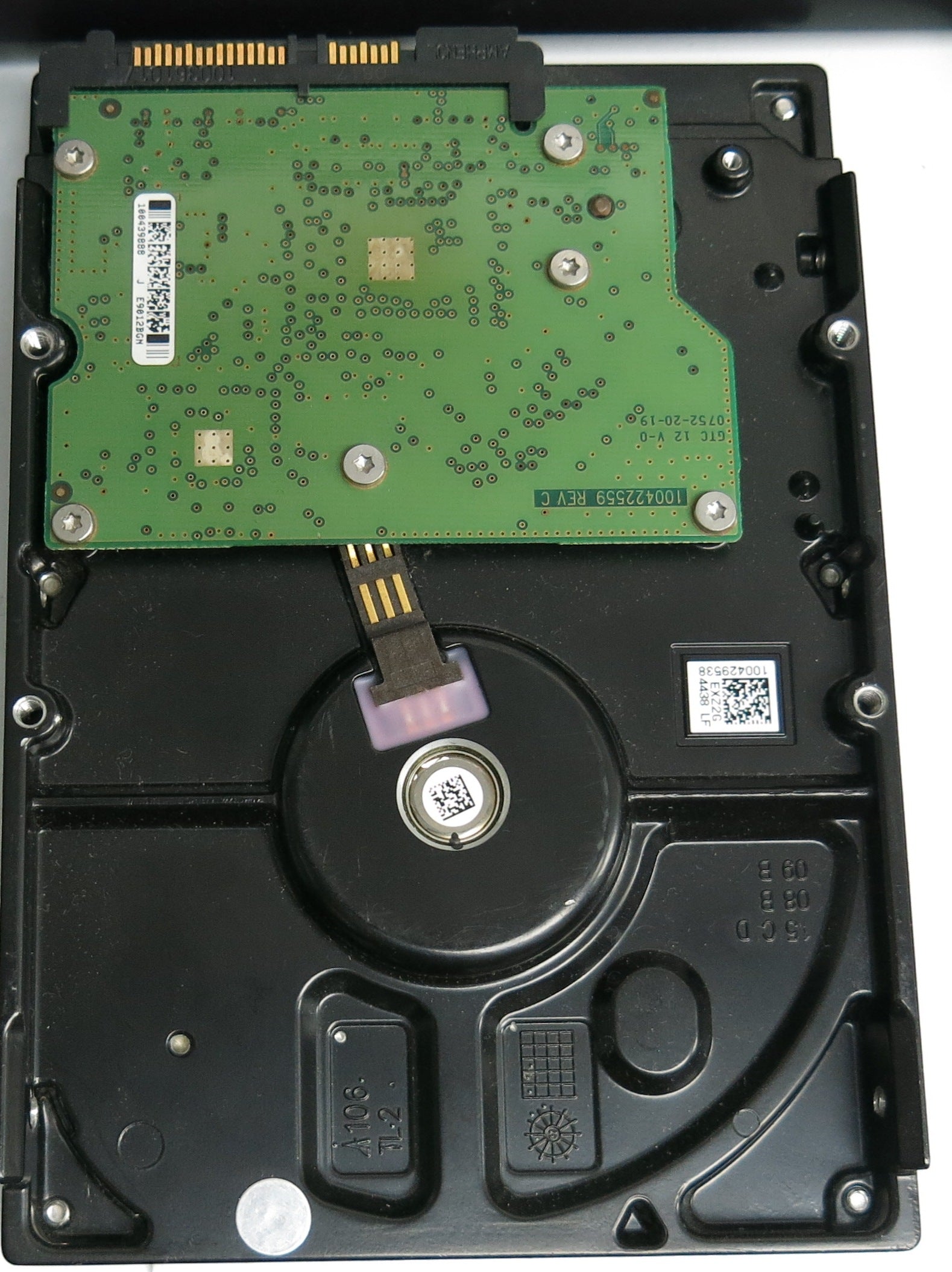 ST3160215SCE P/N: 9CZ112-180 FW: 3.ACB Serial: 6RX4S4FP 160GB 3.5 PCB:100422559  REV C