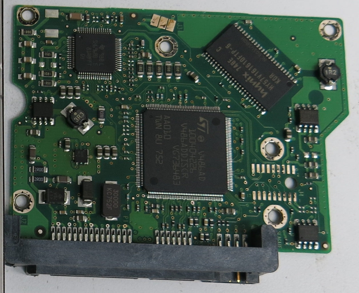 ST3160215SCE P/N: 9CZ112-180 FW: 3.ACB Serial: 9RX73VE3 160GB 3.5 PCB: 100422559 REV C