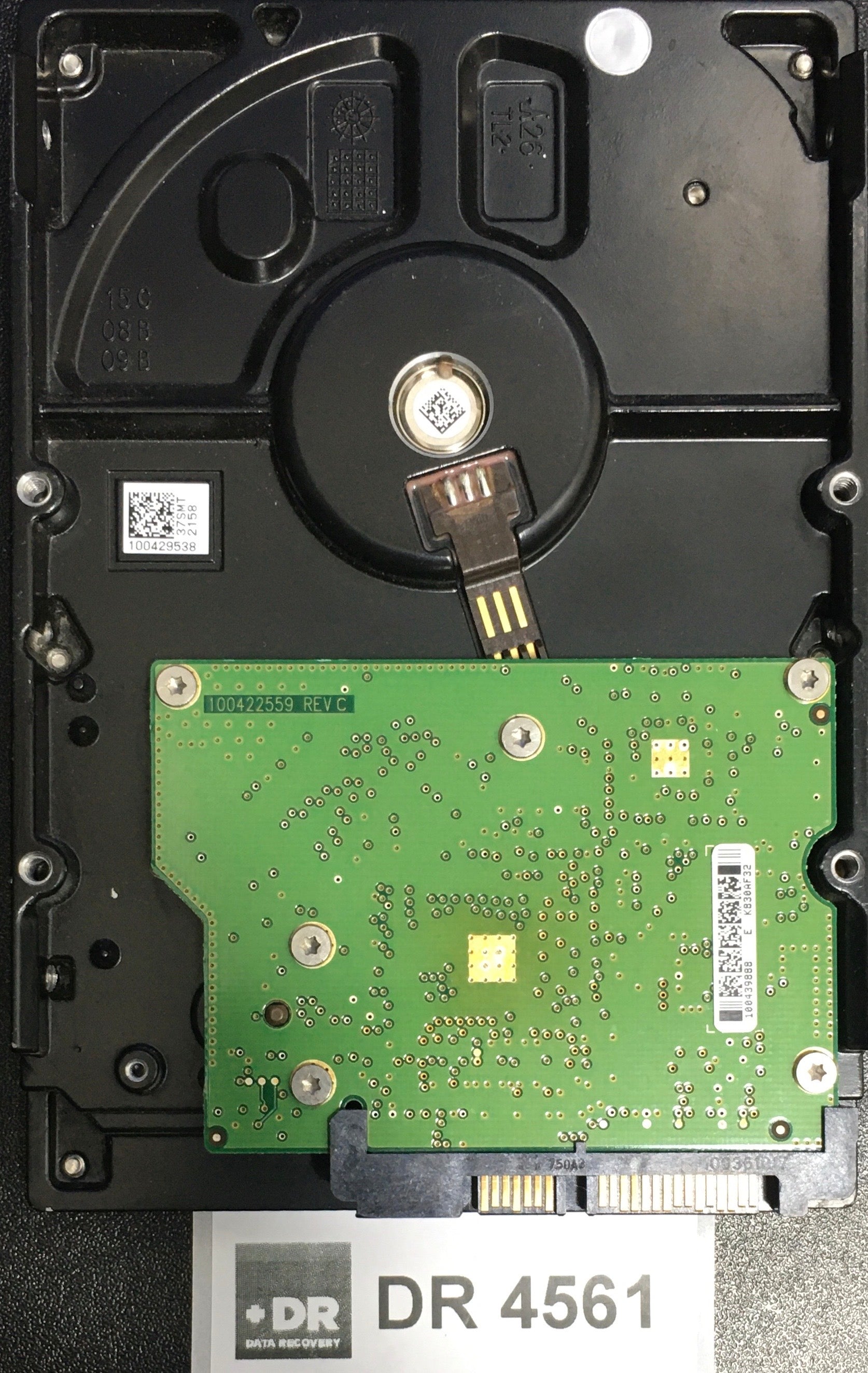 ST3160215SCE,  P/N: 9CZ112'180,  FW: 3.ACB,  Serial: ST3160215SCE,  160GB 3.5  100422559 PCB:- REV C