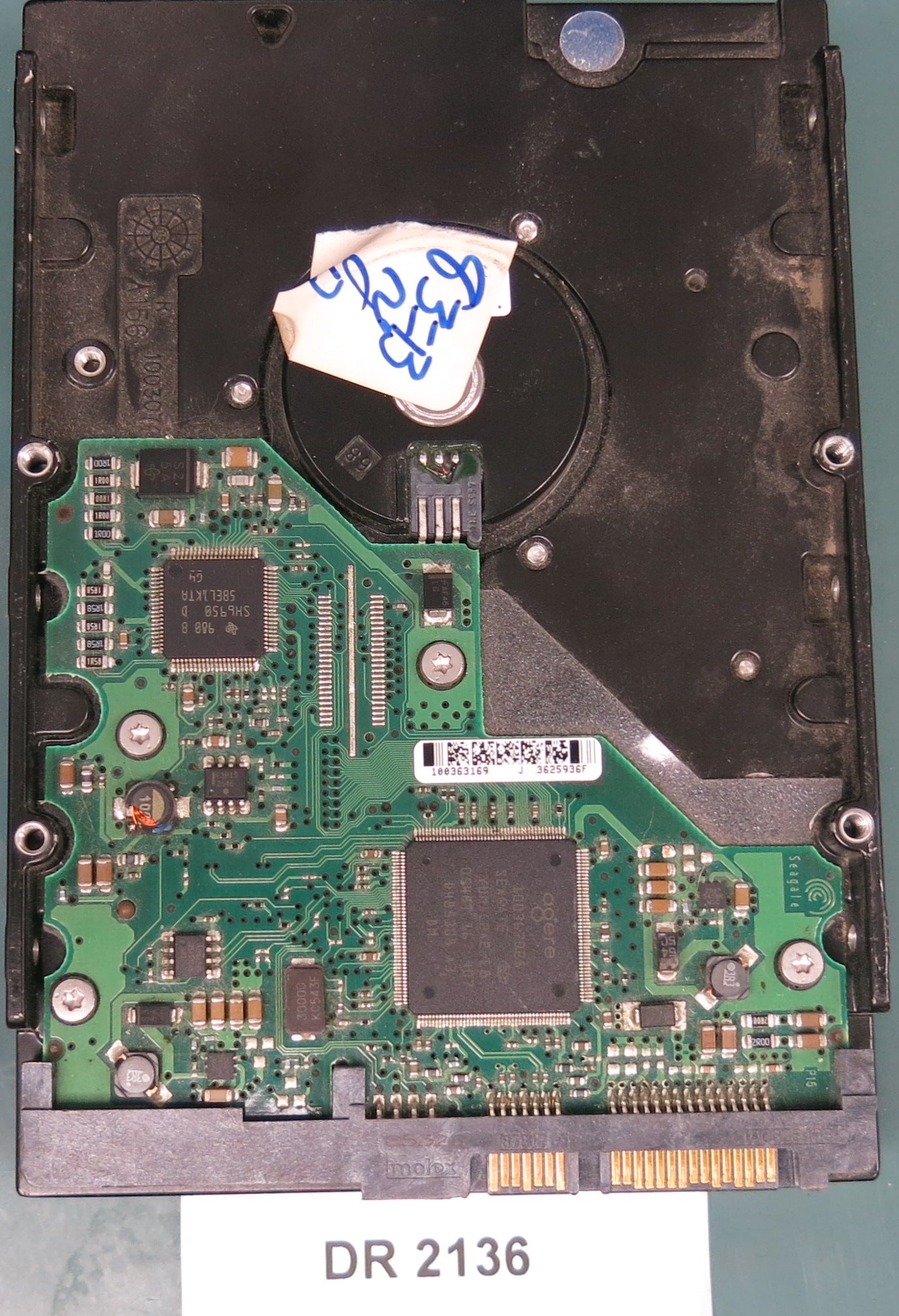 ST3160828AS, P/N: 9W2734-033, FW: 8.06, Serial: 5MT1WKGQ, 160GB 3.5, PCB: 100331803 REV B
