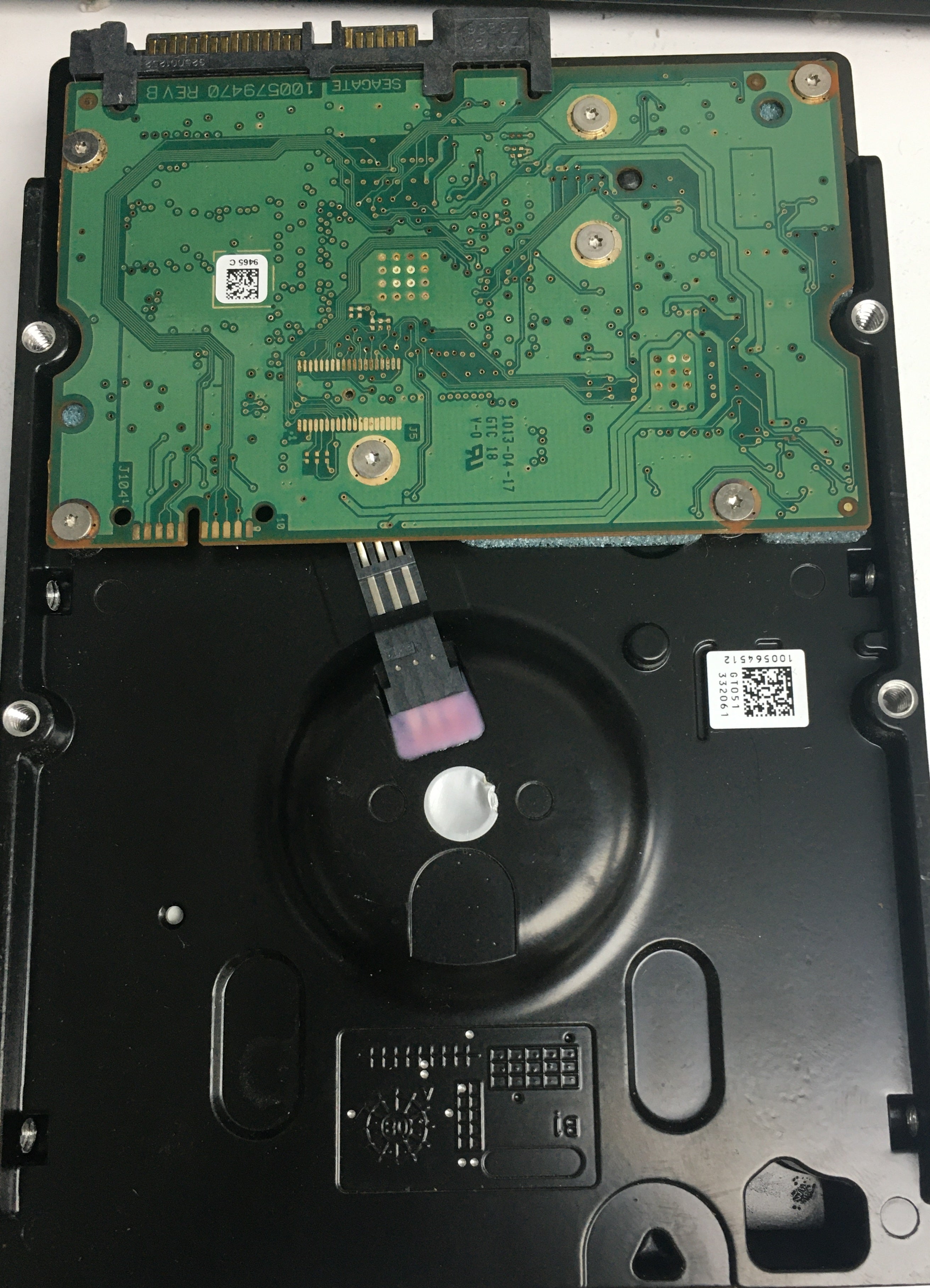 ST32000644NS, P/N: 507631-008, FW: HPG1, Serial: 9WM0HEDR, 2TB 3.5, PCB:100579470 REV B
