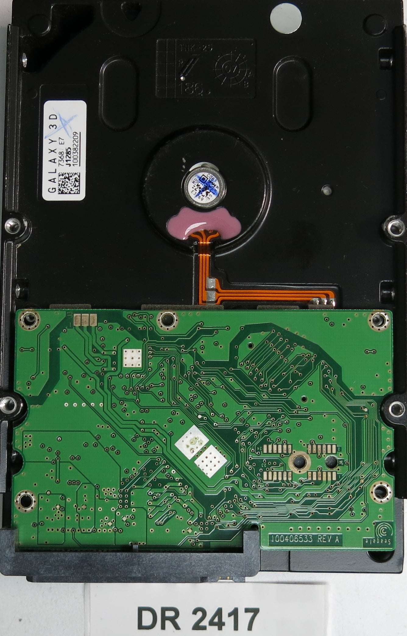 ST3250620NS, P/N:9BL14E-037, FW: 3BKS, Serial: 5QE5K70N, 250GB 3.5, PCB: 100406533 REV A