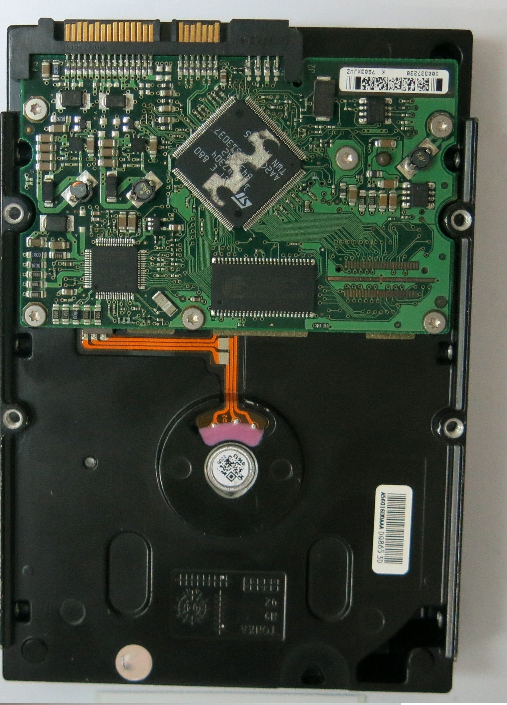 ST3250823AS PCB: 100337233 REV B SERIAL NUMBER: 3ND1HT5R PN 9Y7383-020 FW 3.03 250GB
