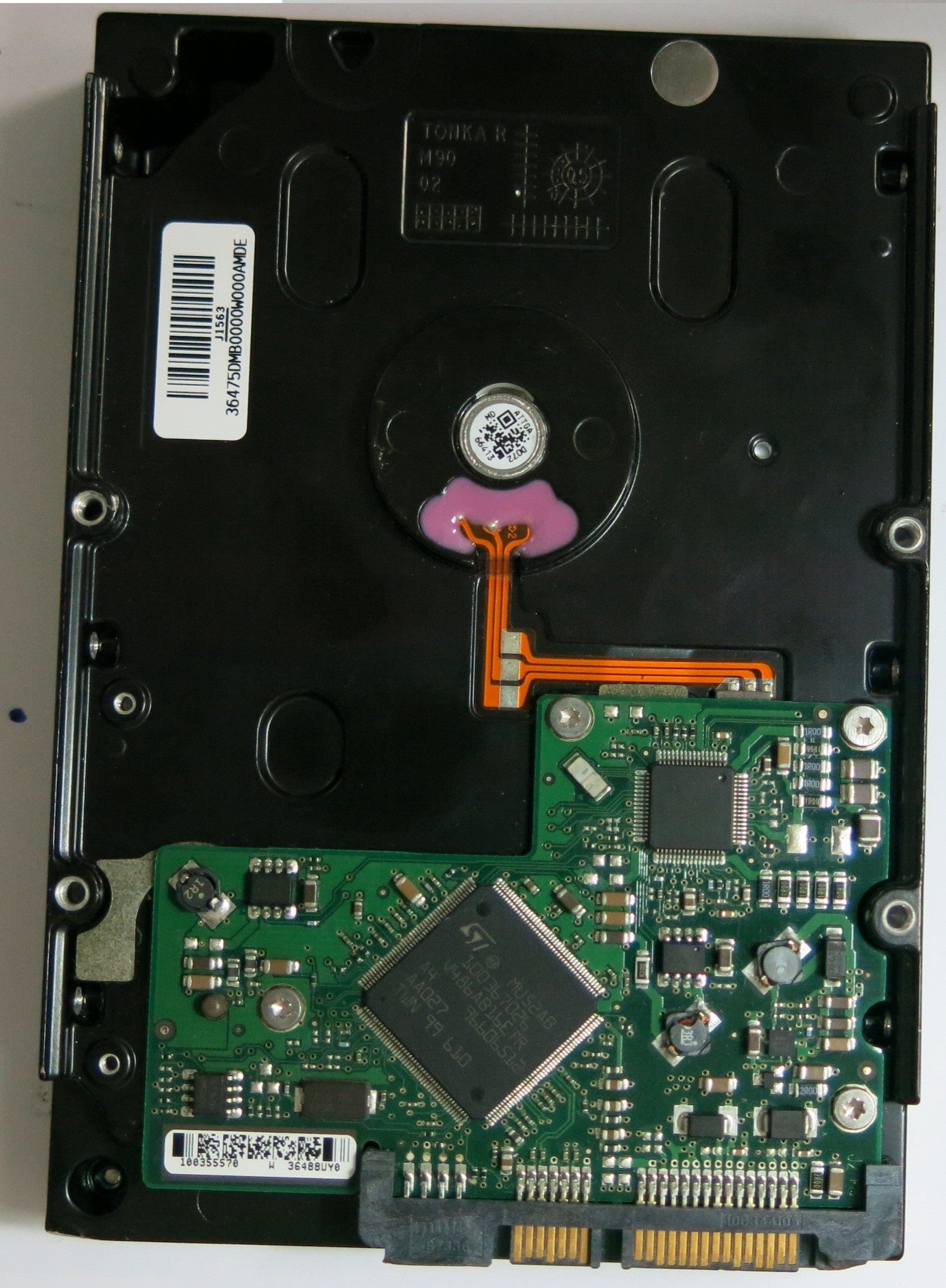 ST3300622AS PCB: 100355589 REV C SERIAL NUMBER: 5NF2C3PG PN 9BD144-304 FW 3.AAH 300GB