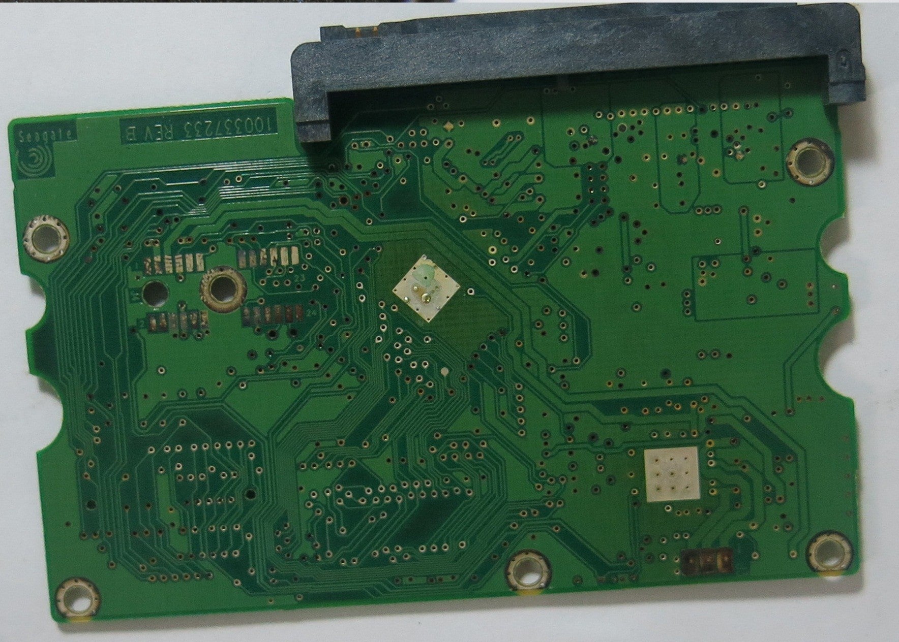 ST3300831SCE 100337233 REV B PCB PCB