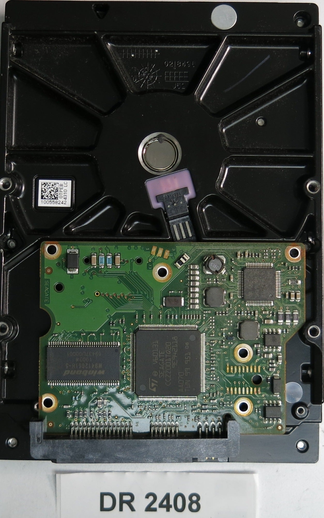 ST3320413CS, P/N: 9GW14C-160, FW: CA12, Serial: 6VV0XF0M, 320GB 3.5, PCB: 100535704 REV B