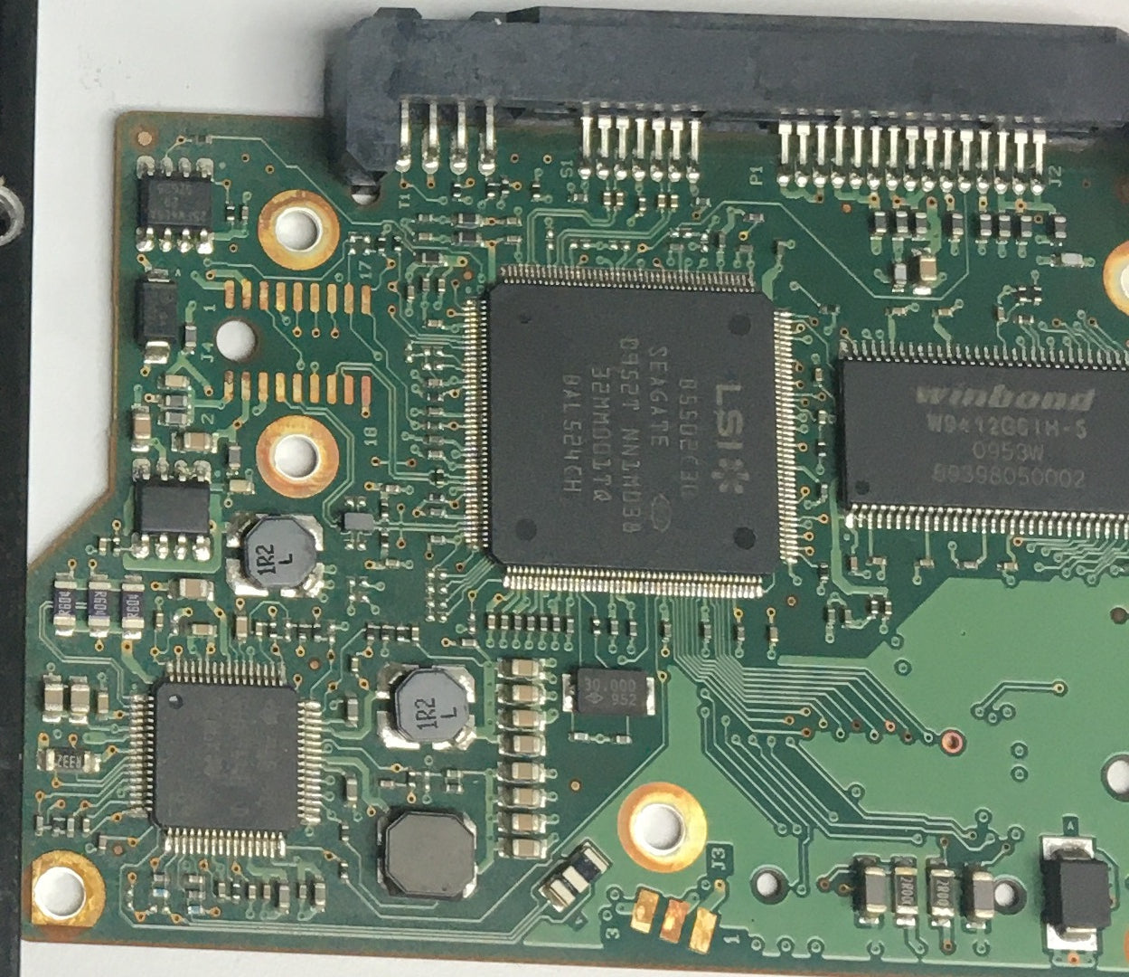 ST3320413CS P/N:  9GW14C-160 FW: CA12 Serial: 6VV14310 320GB 3.5 PCB: 100535704  REV B